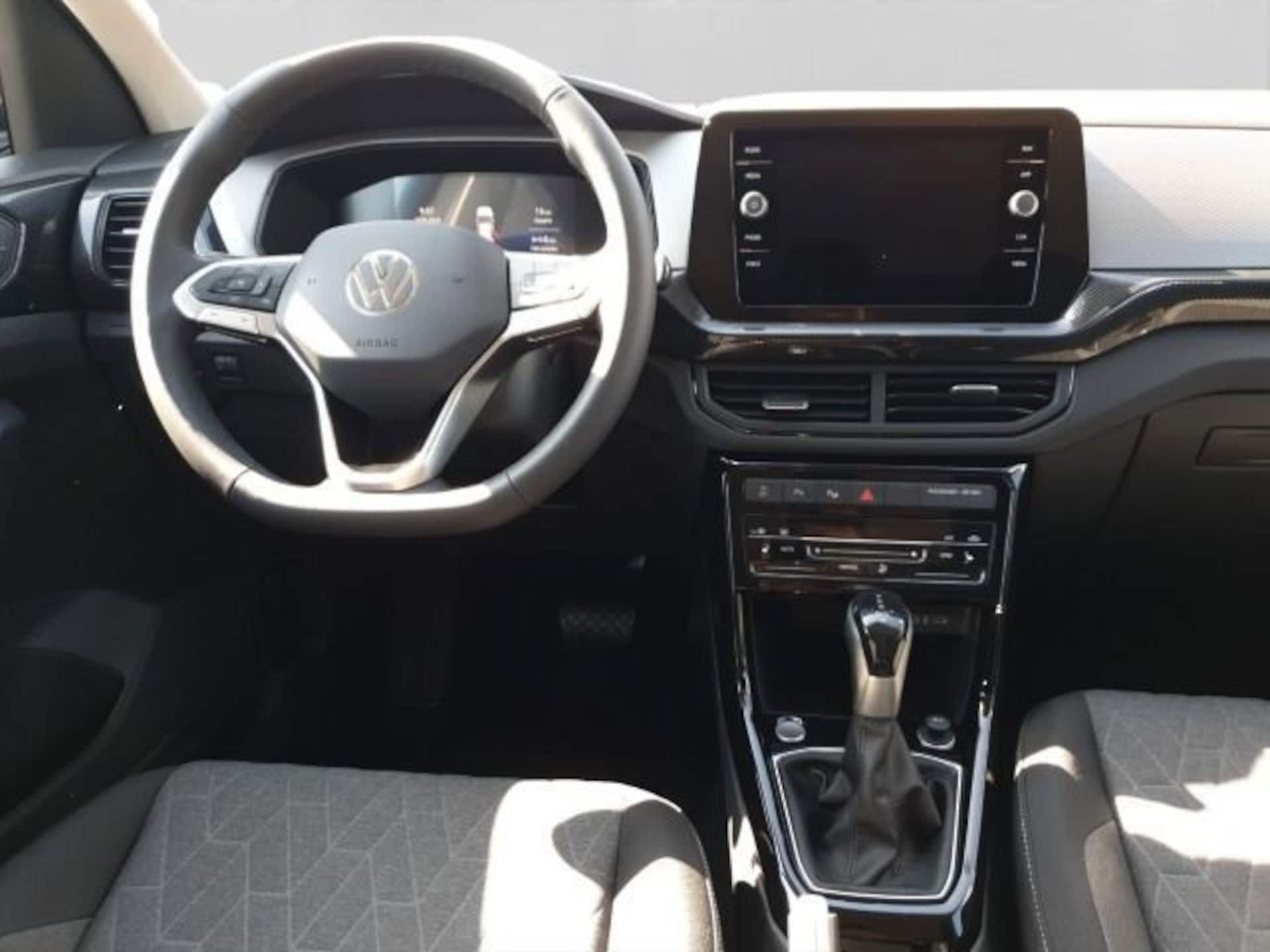 Volkswagen T-Cross Life