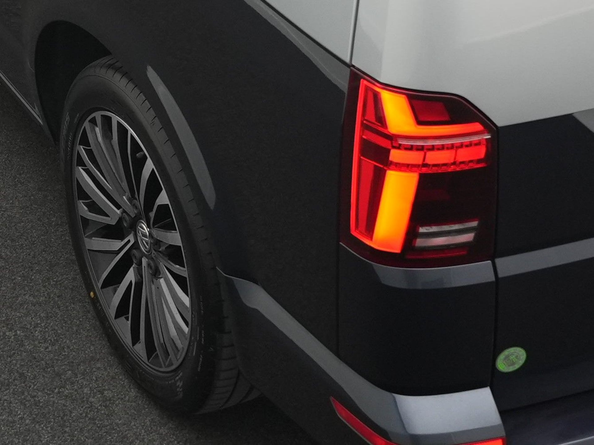 Volkswagen T6.1 California Beach