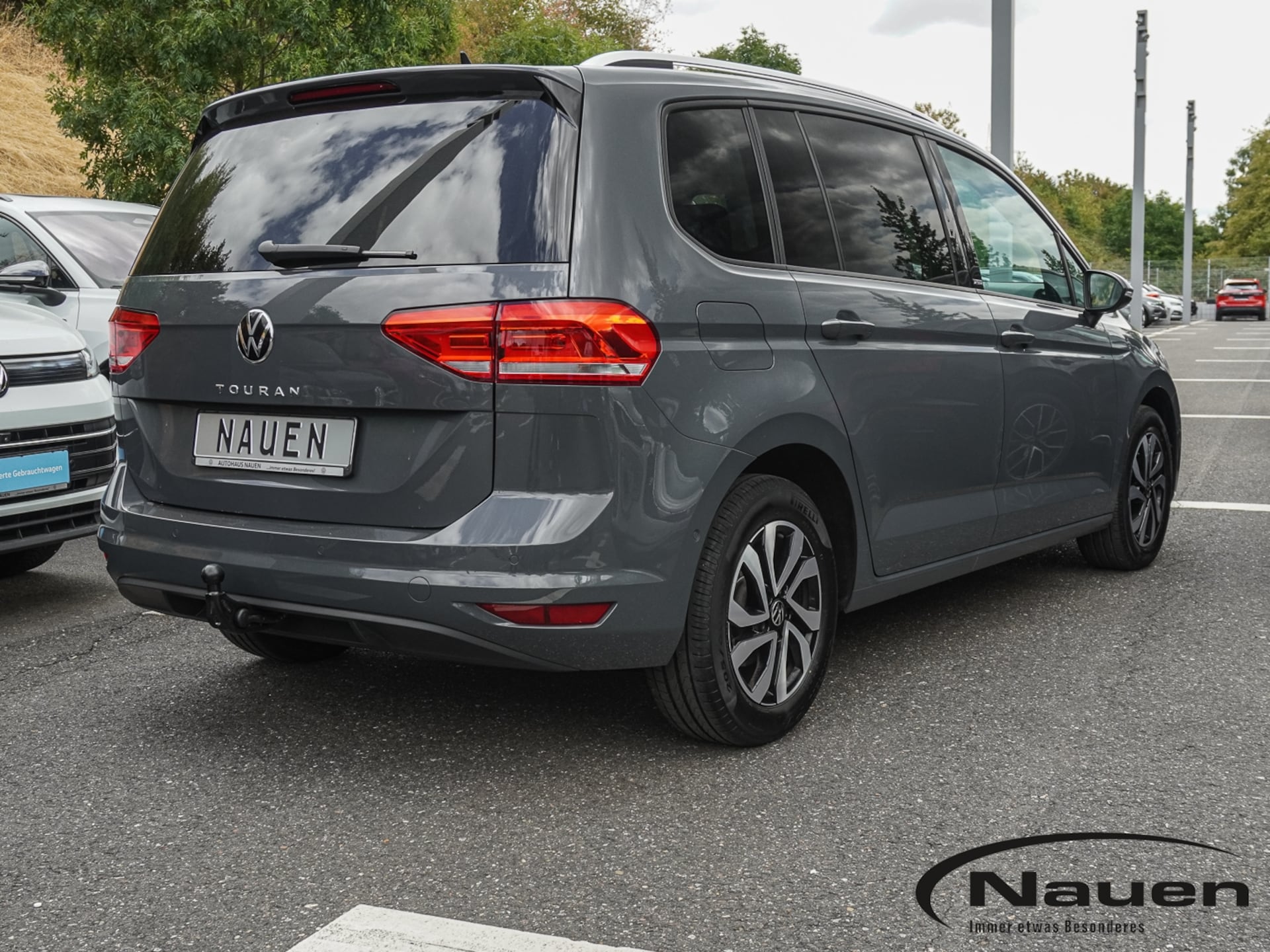 Volkswagen Touran Active