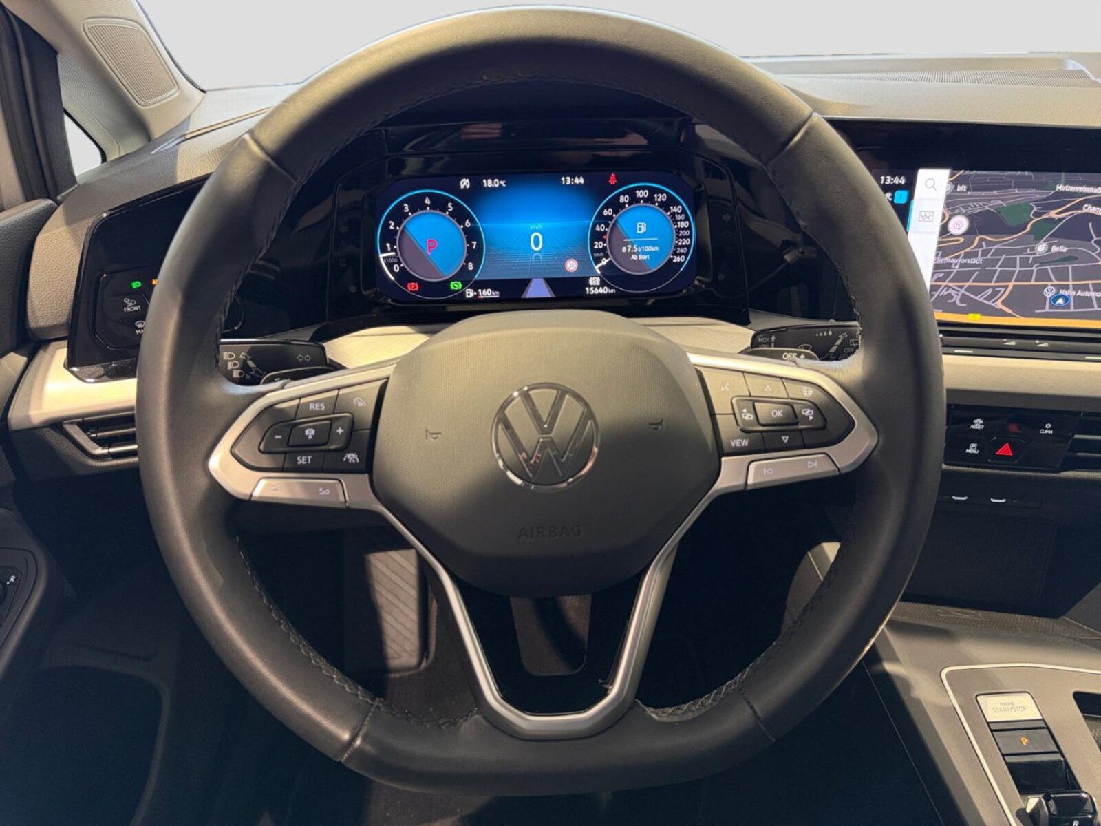 Volkswagen Golf Variant – Bild 8
