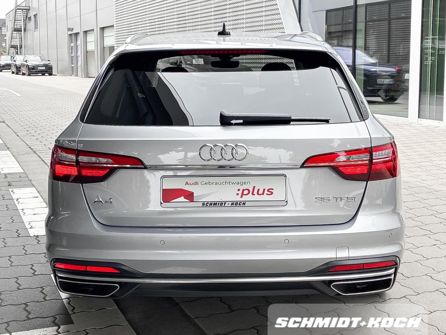 Bild über Audi A4 Avant advanced 35 TFSI S tronic - für weitere Informationen kontaktieren Sie den Audi Partner