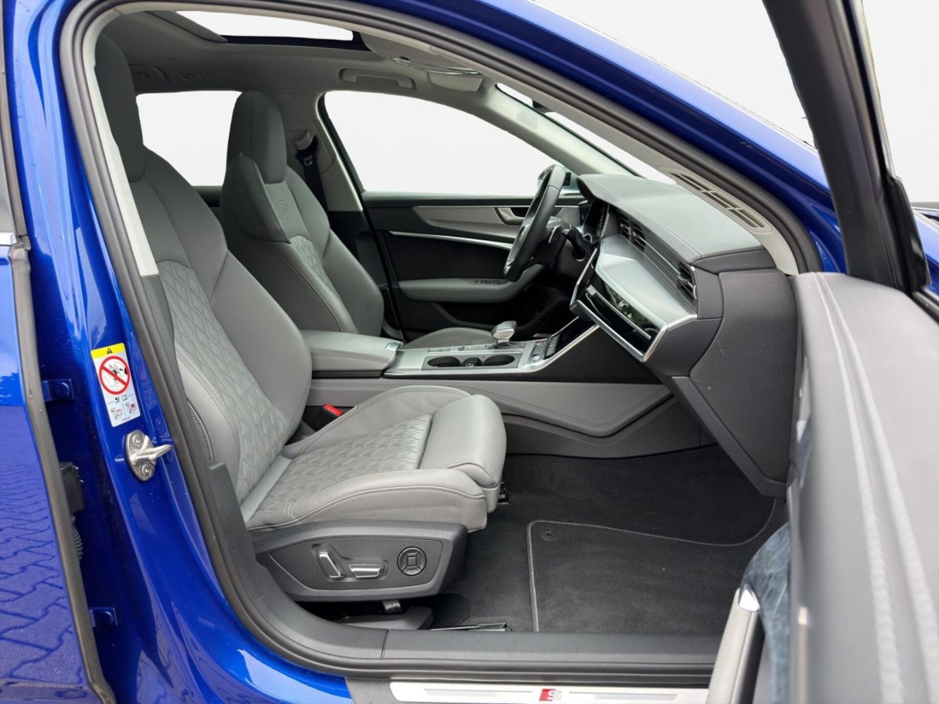 Audi S6 Avant