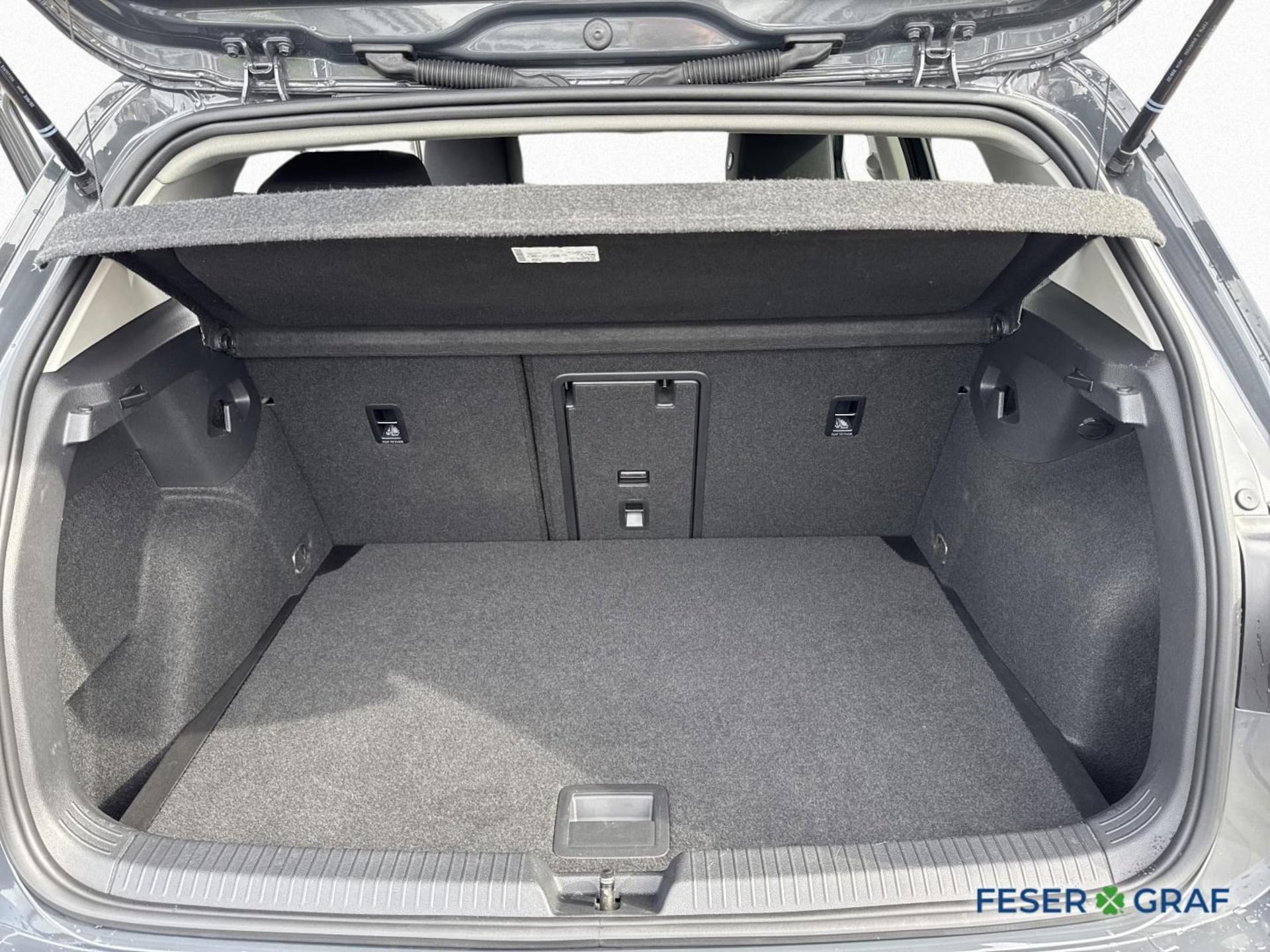 Volkswagen Golf Active