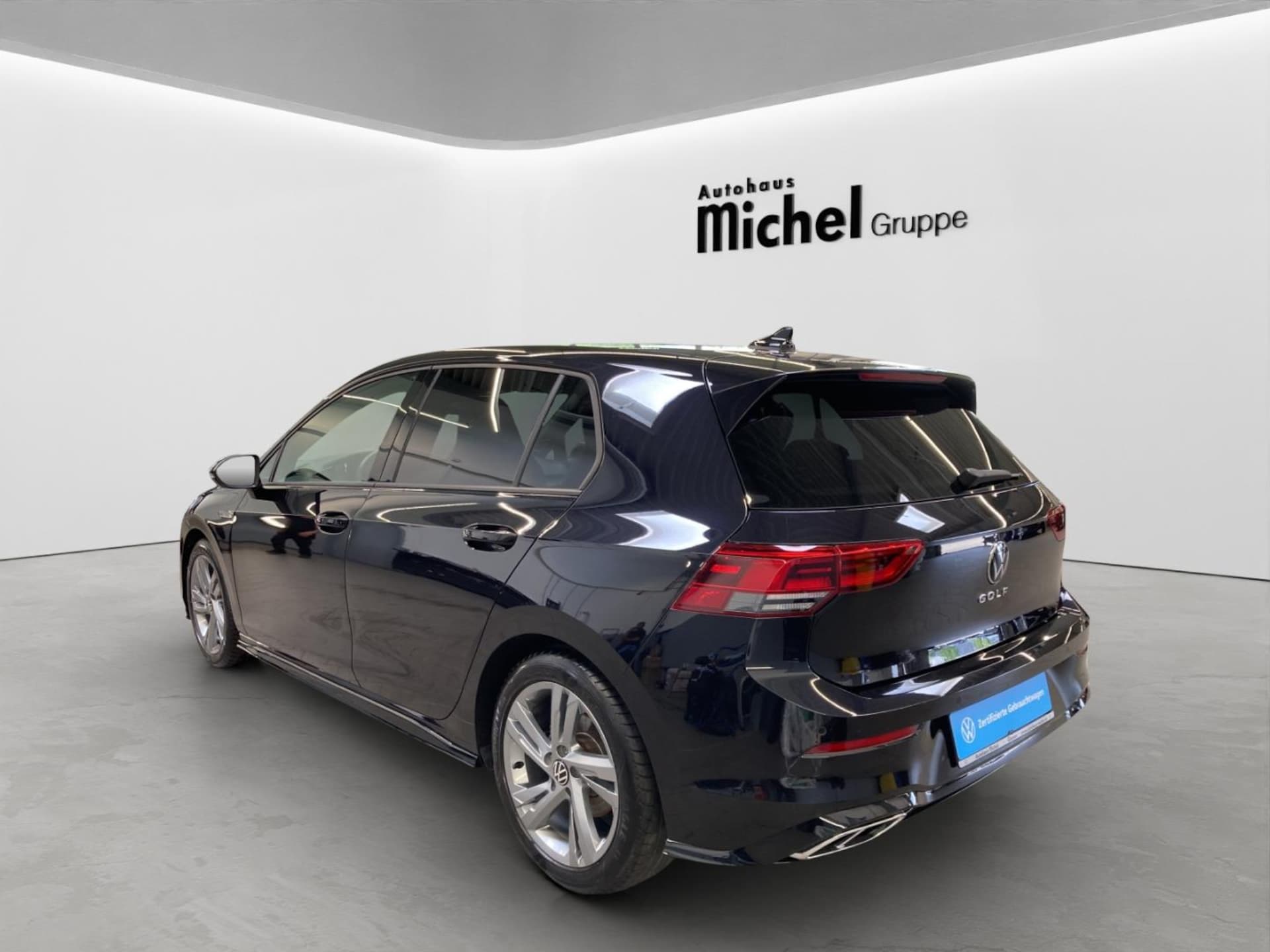 Volkswagen Golf R-Line