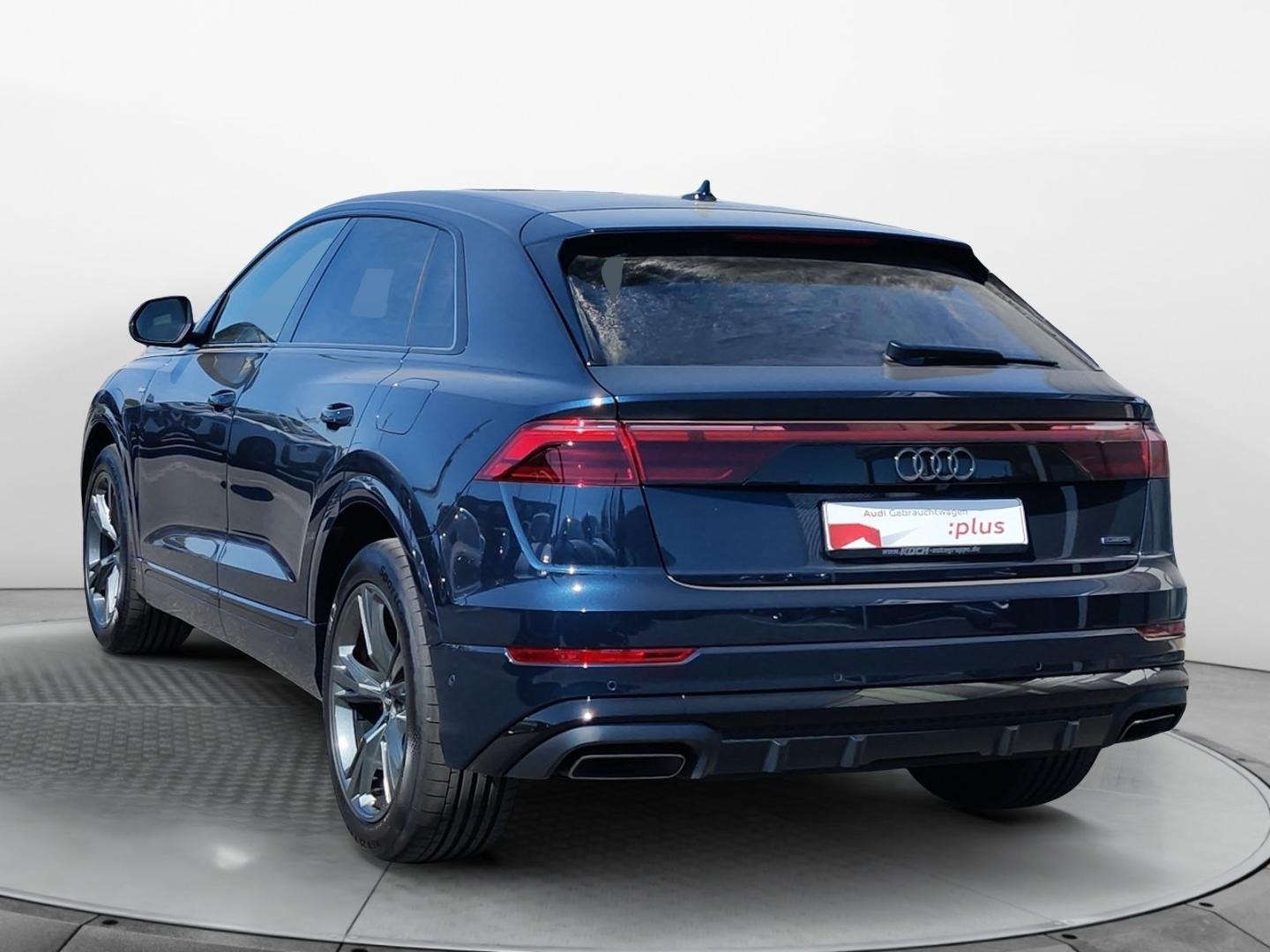 Bild über Audi Q8 SUV TFSI e S line business TFSI e quattro 360 kW tiptronic - für weitere Informationen kontaktieren Sie den Audi Partner