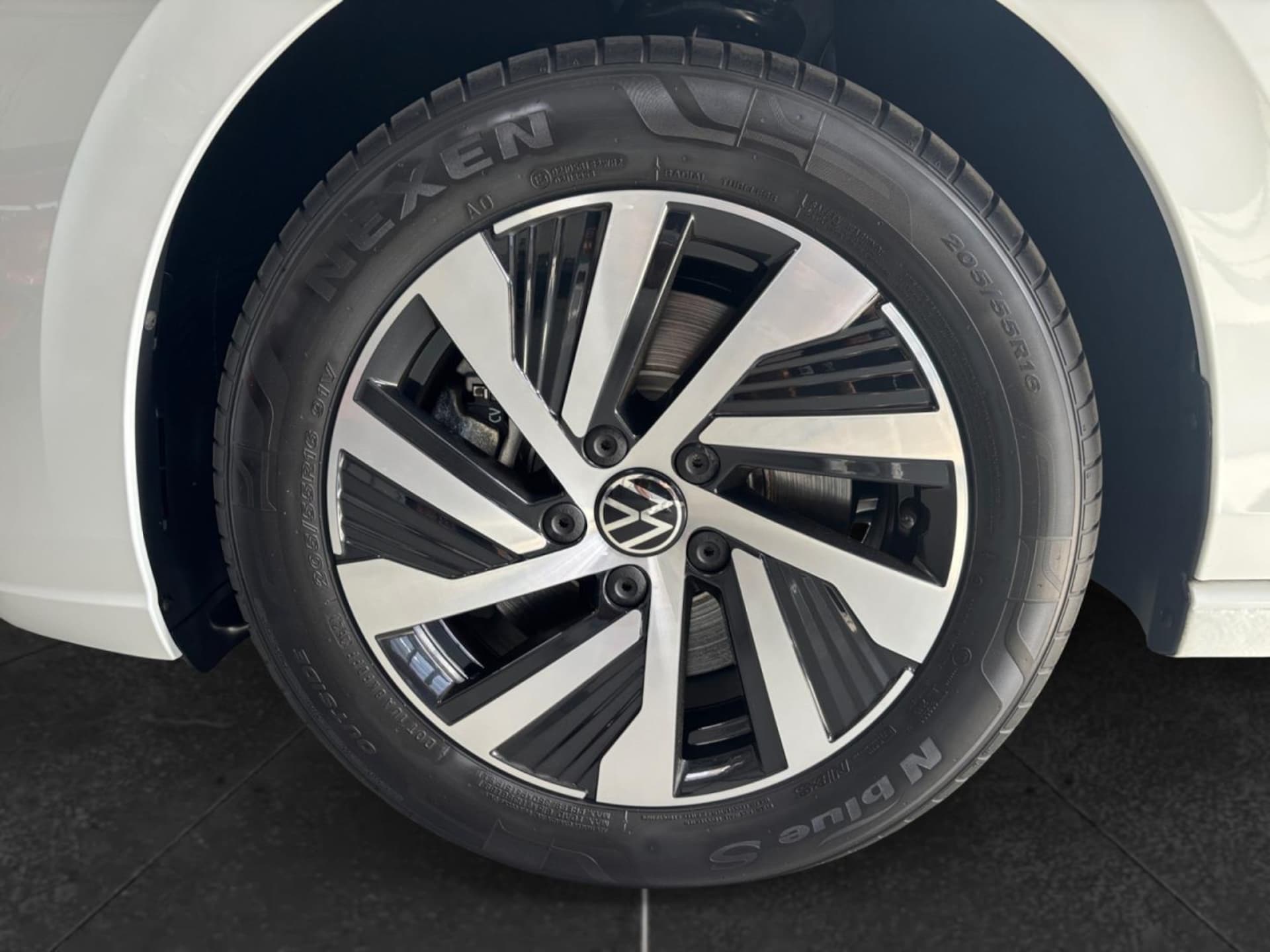 Volkswagen Golf Style