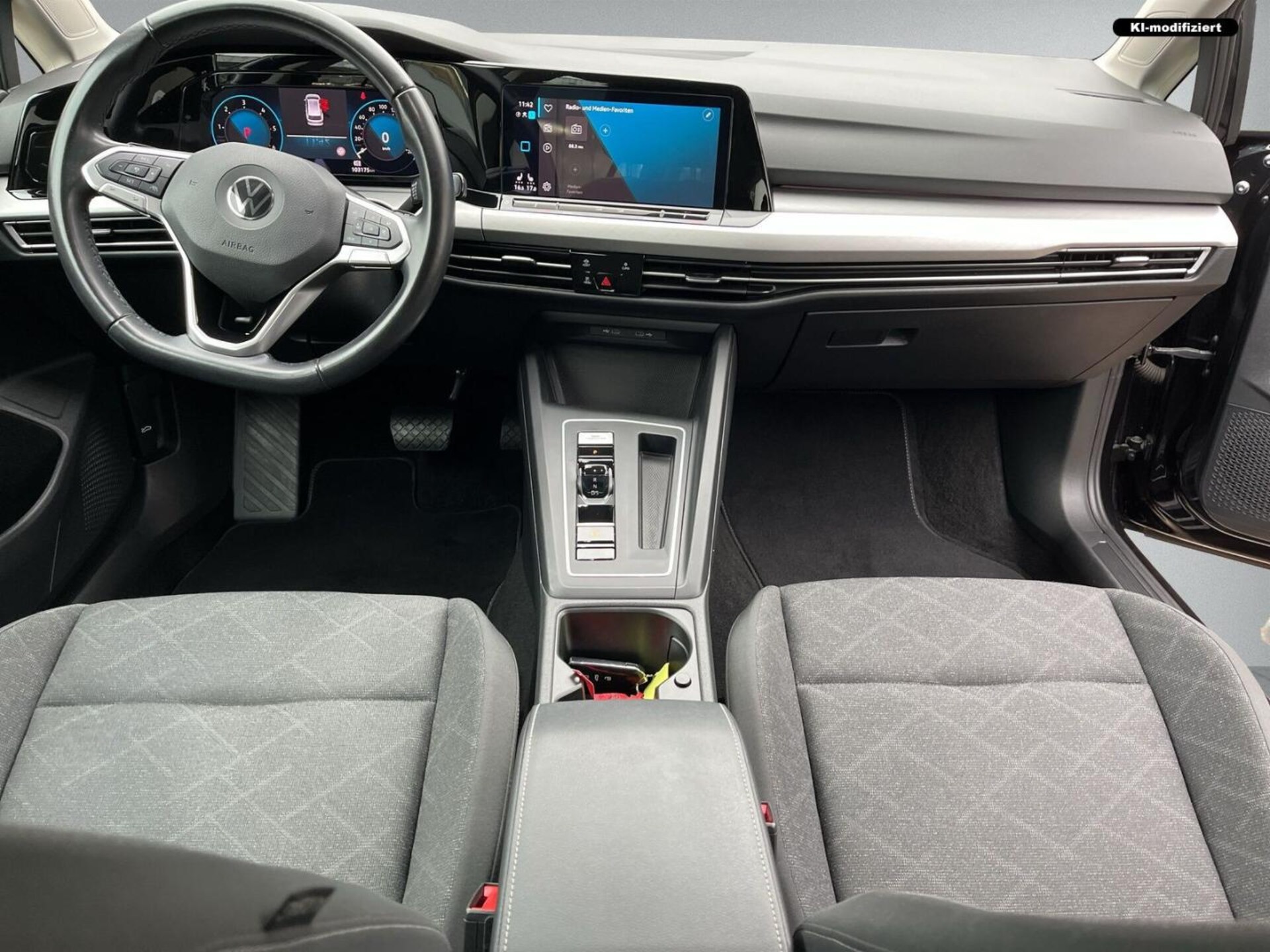 Volkswagen Golf Variant Life