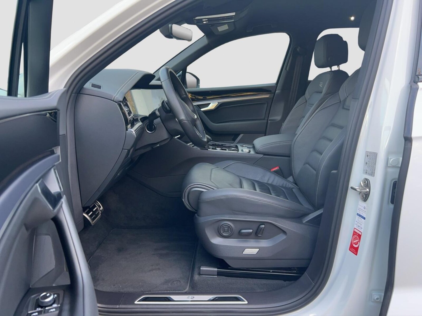 Volkswagen Touareg – Bild 13