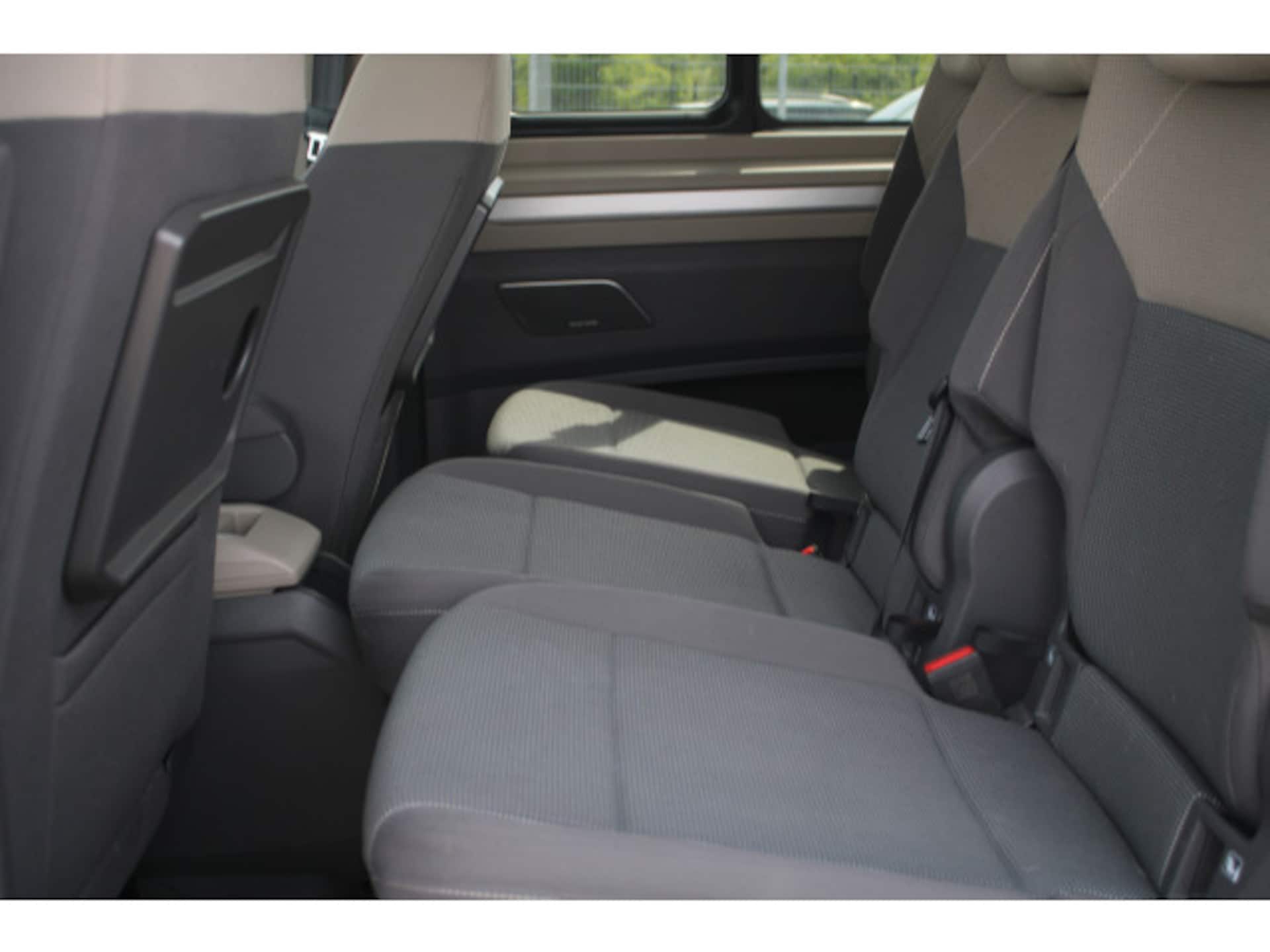 Volkswagen Multivan Life