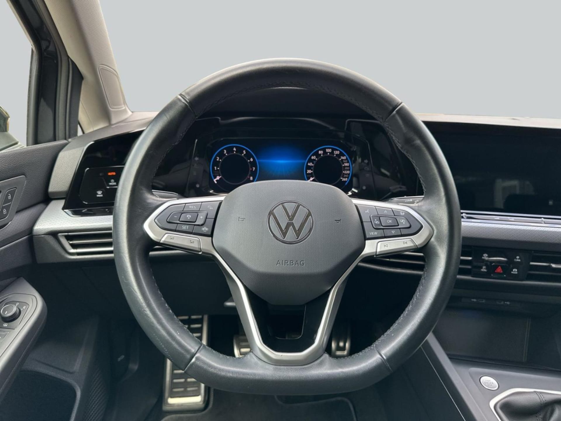 Volkswagen Golf Active