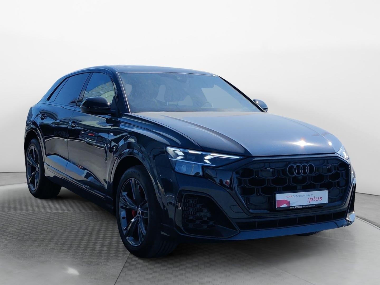 Bild über Audi Q8 SUV TFSI e S line business TFSI e quattro 360 kW tiptronic - für weitere Informationen kontaktieren Sie den Audi Partner