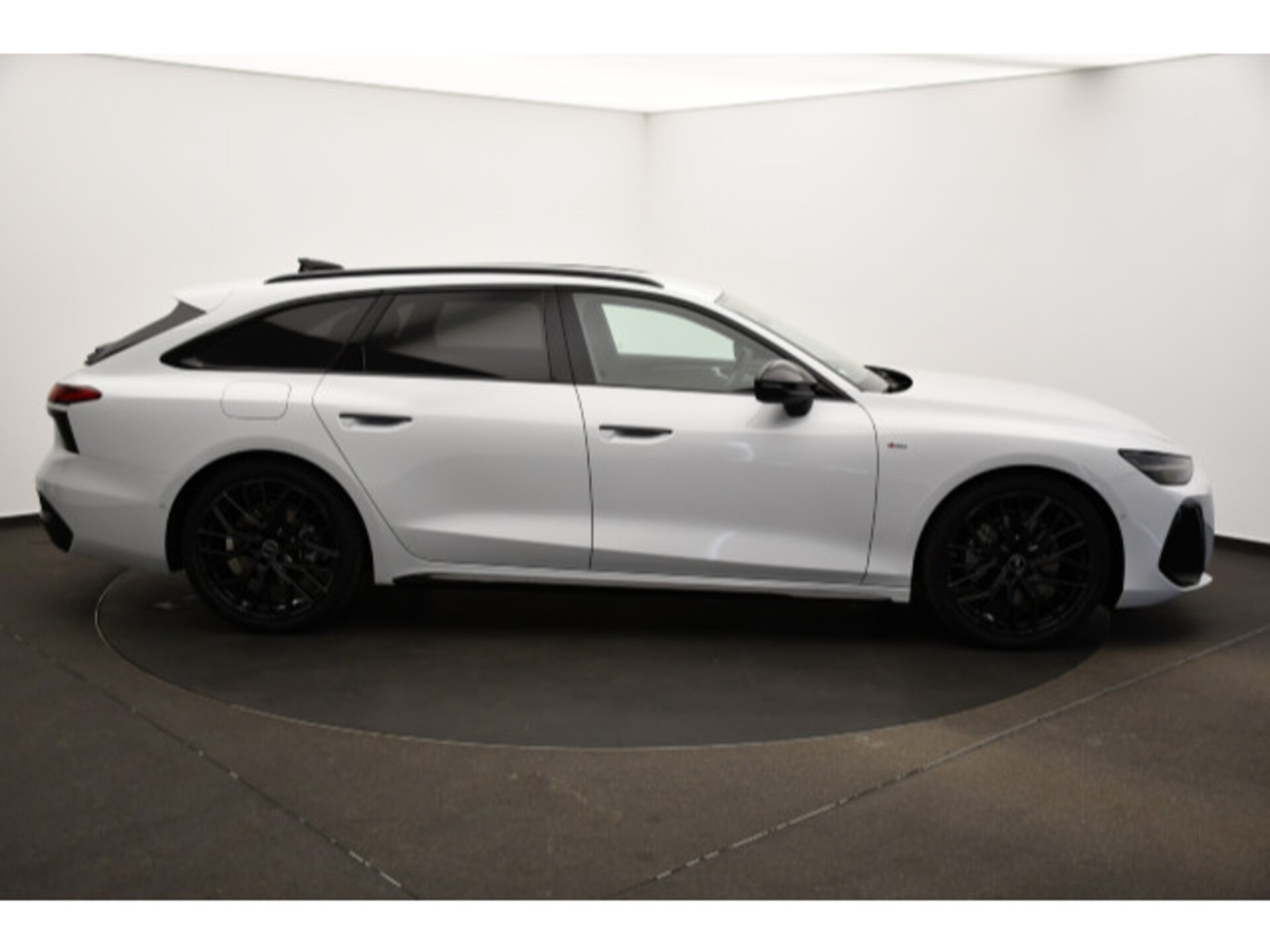 Audi A6 Avant edition one