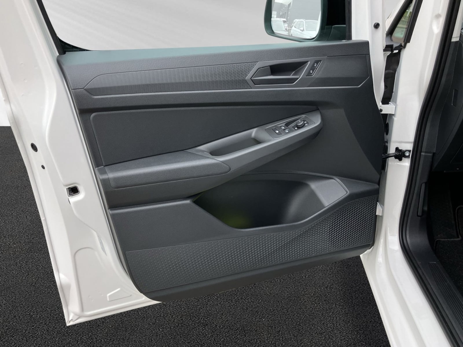 Volkswagen Caddy Cargo – Bild 12