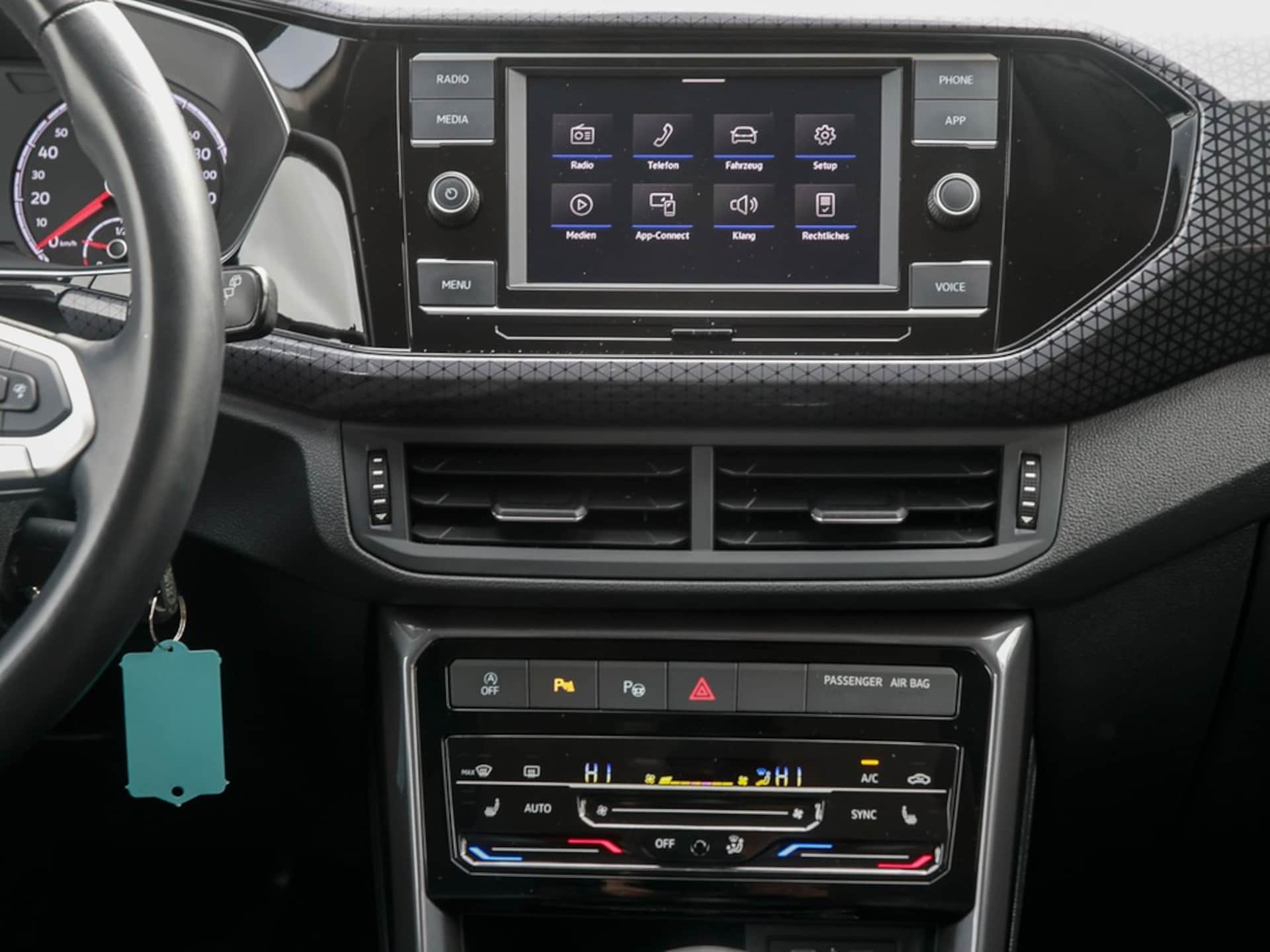 Volkswagen T-Cross Style