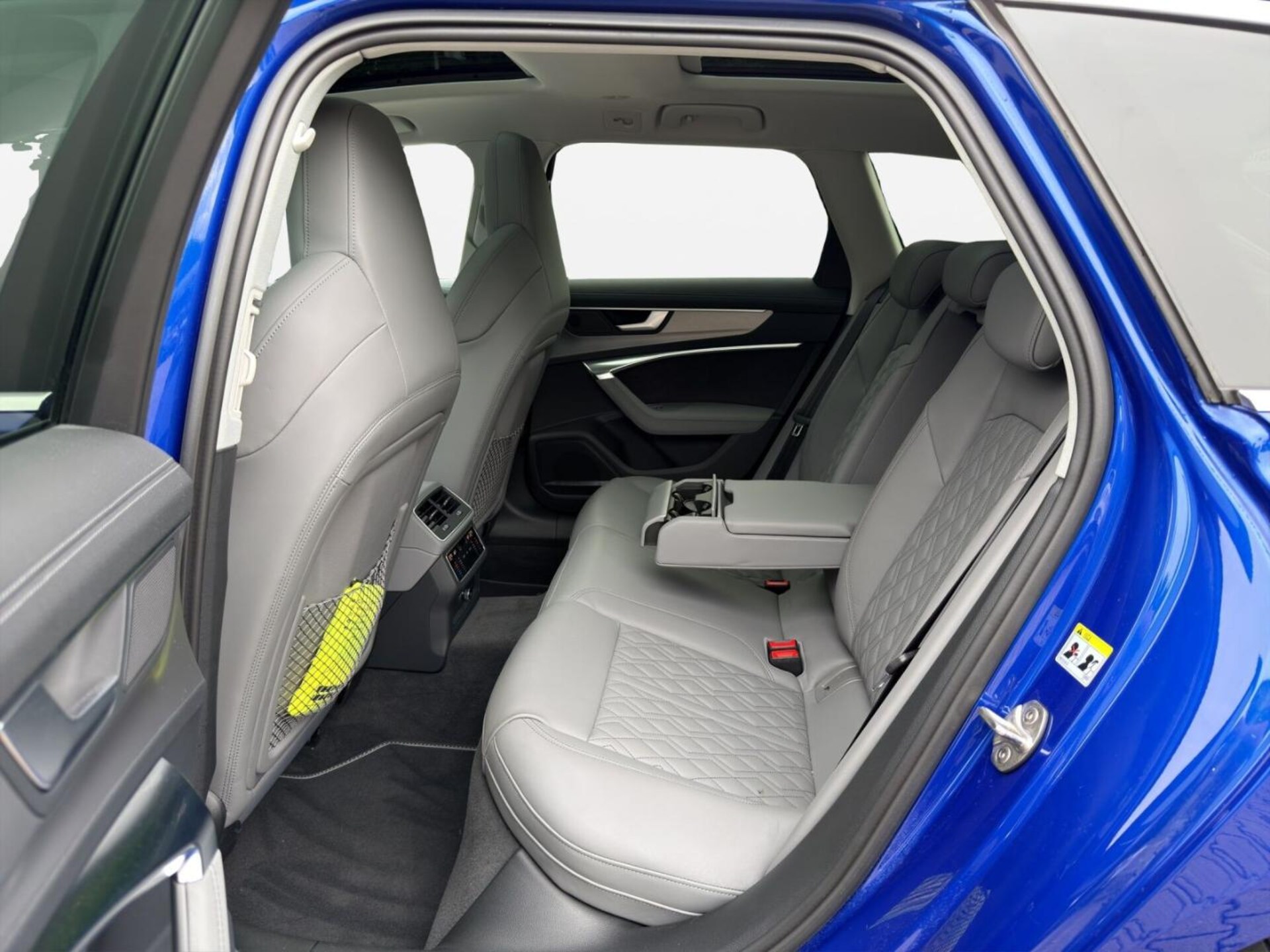 Audi S6 Avant