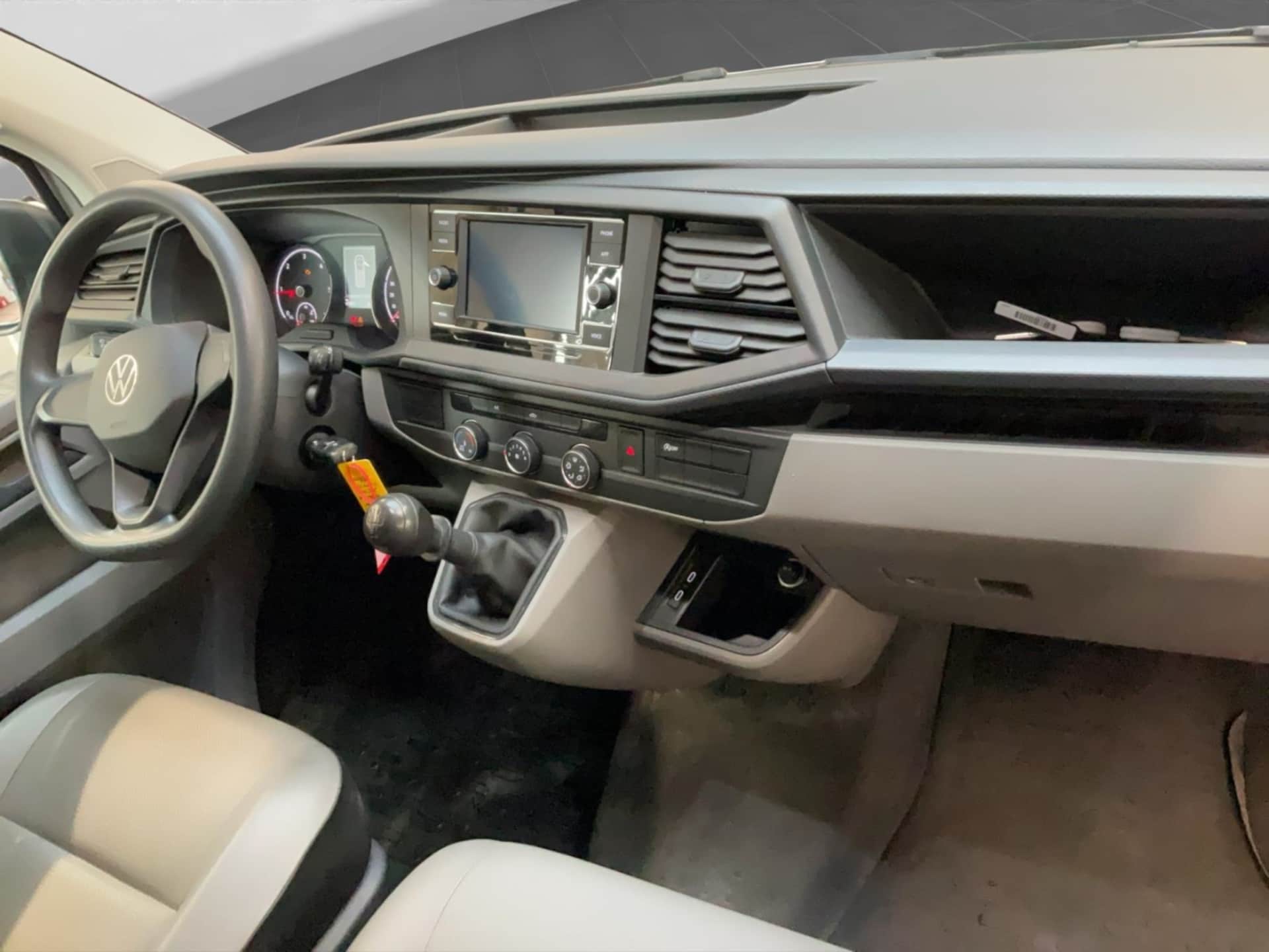 Volkswagen T6.1 Transporter Kasten kurzer Radstand