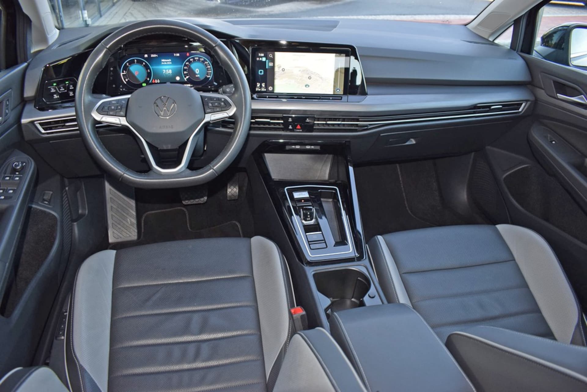 Volkswagen Golf Variant Style