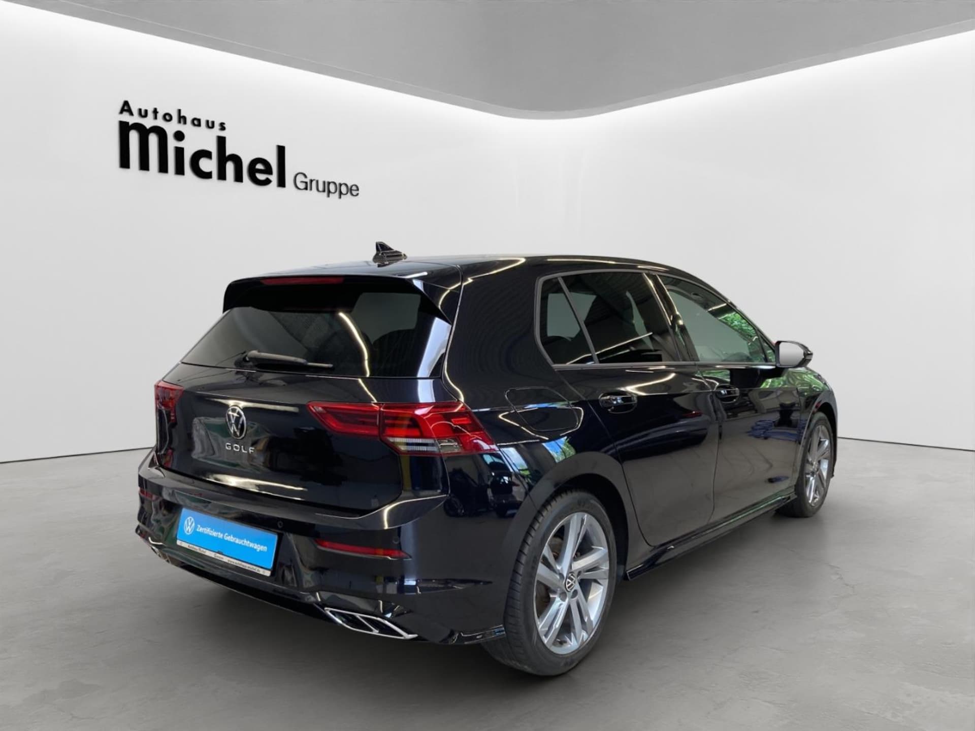 Volkswagen Golf R-Line