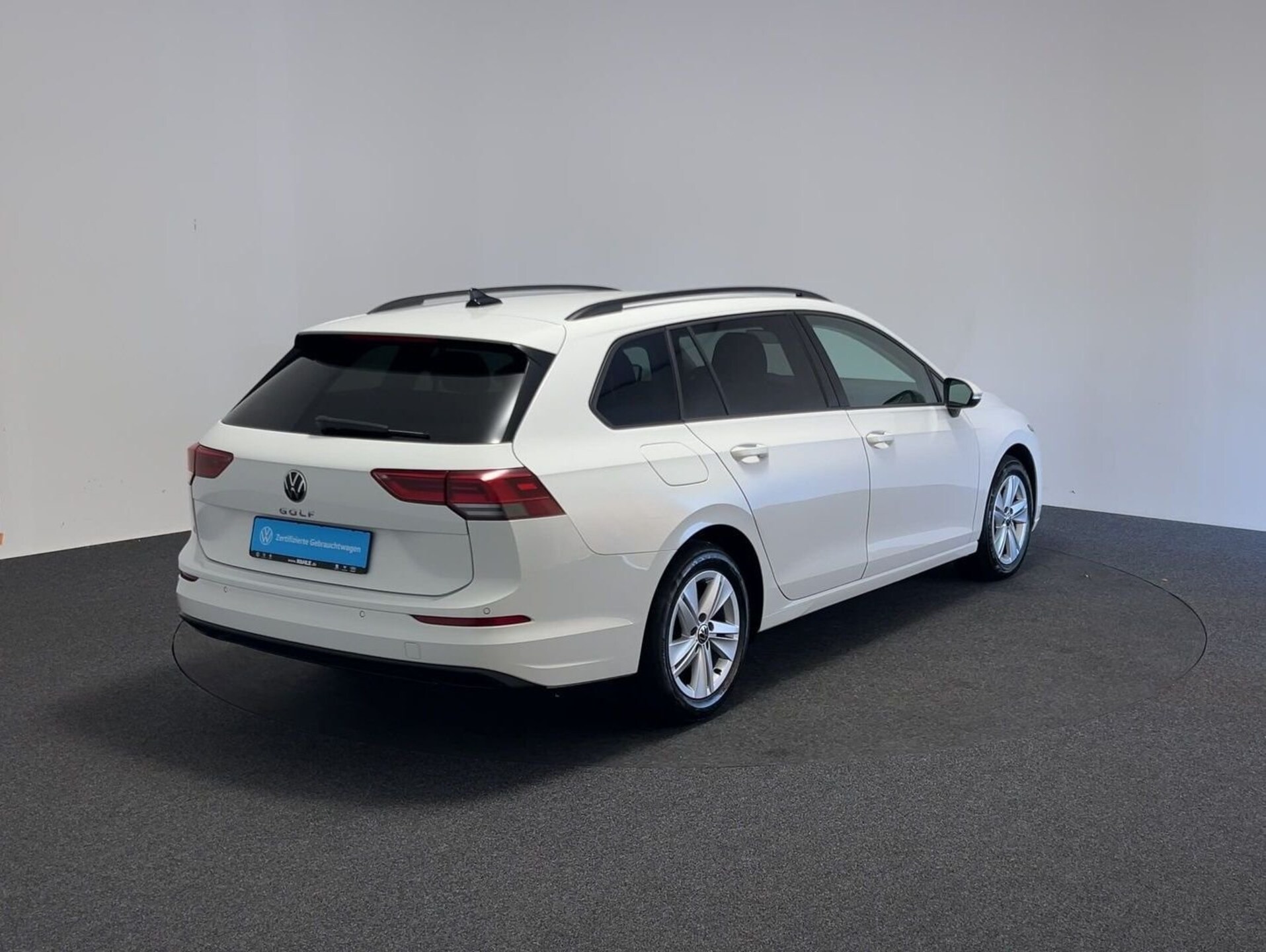 Volkswagen Golf Variant Life