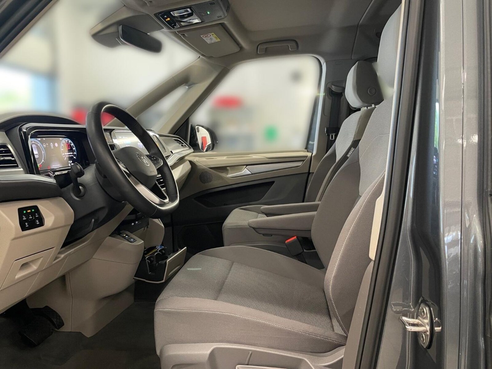 Volkswagen Multivan Langversion – Bild 9