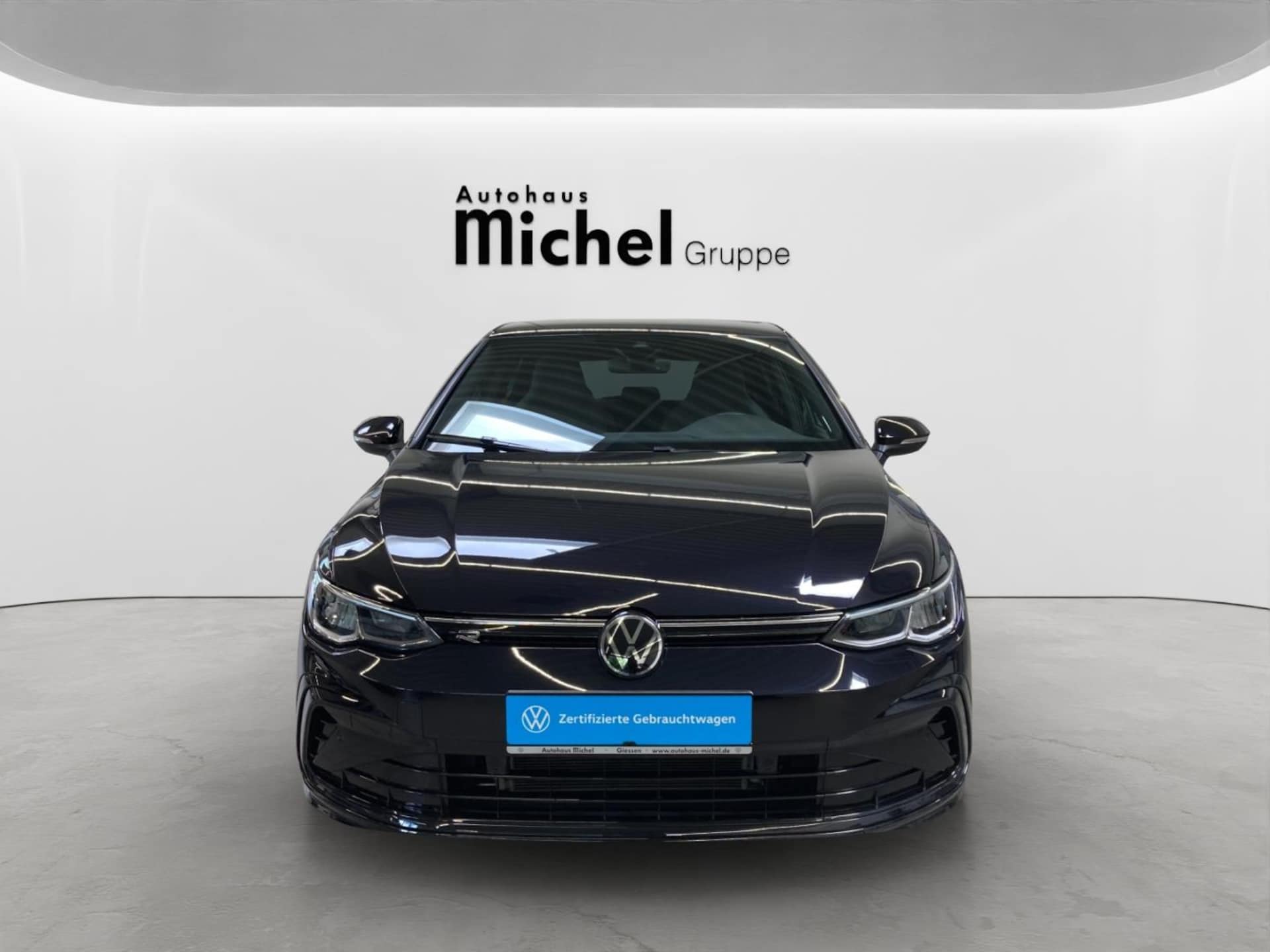 Volkswagen Golf R-Line