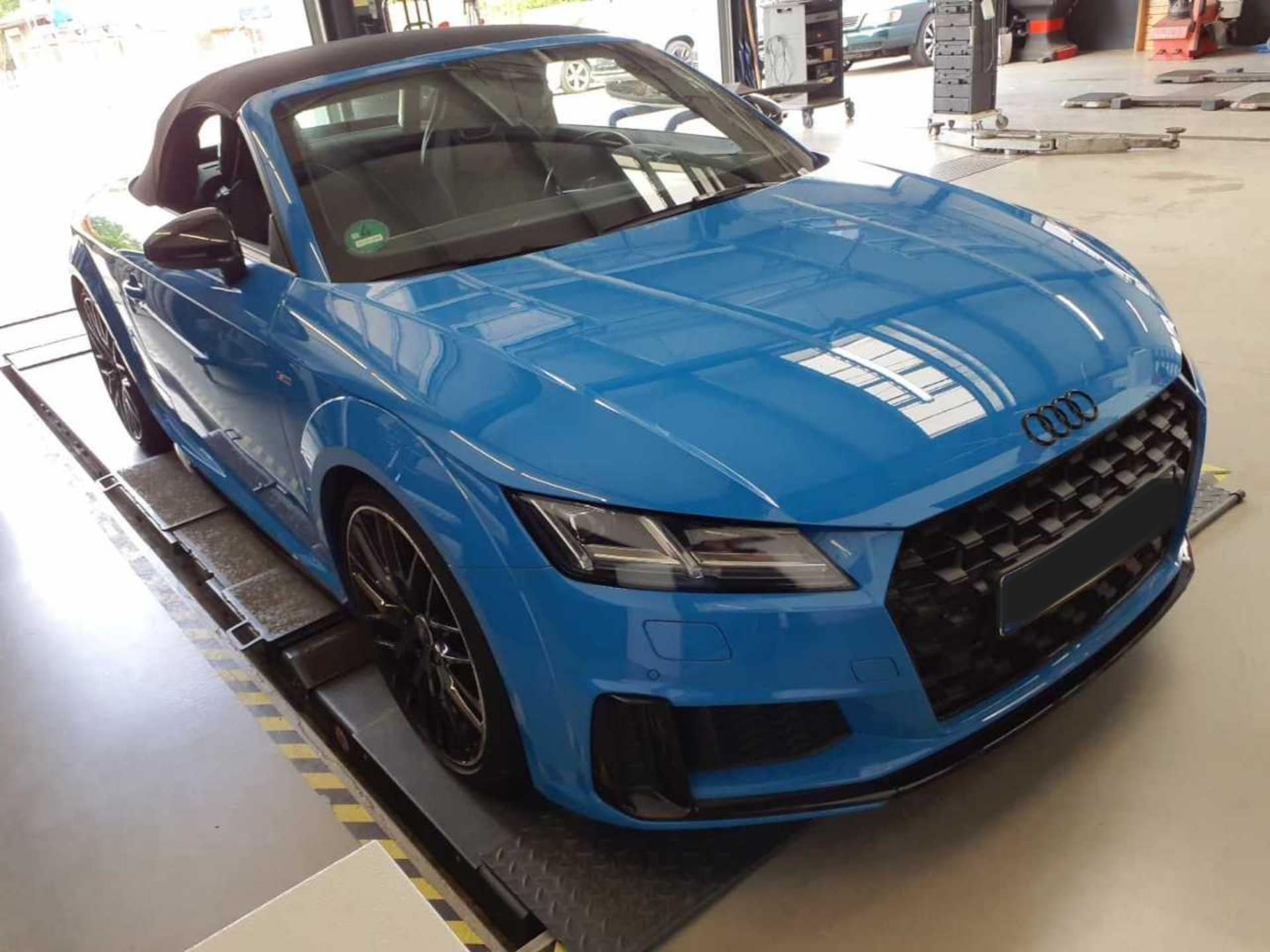 Audi TT Roadster
