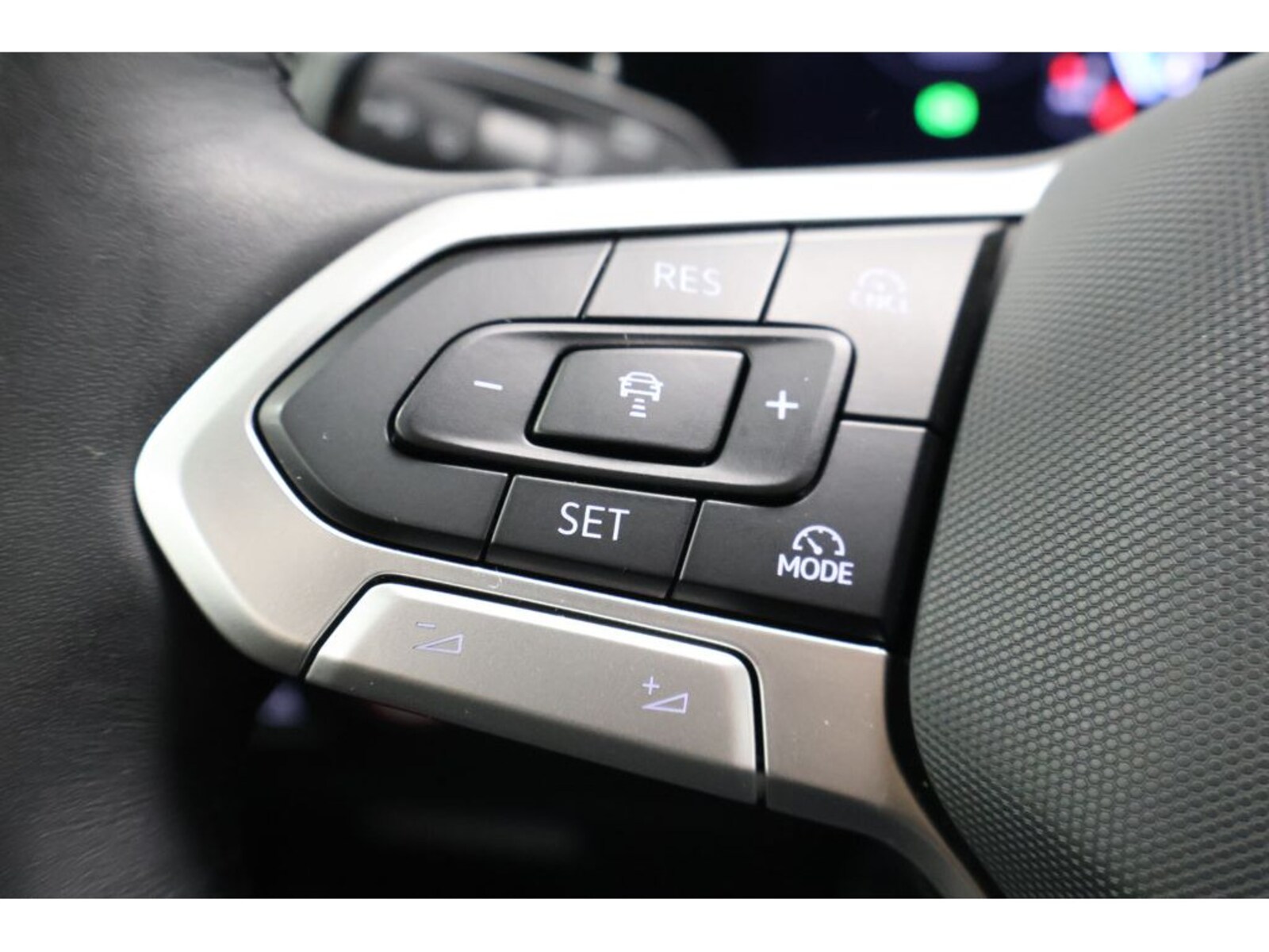 Volkswagen Tiguan – Bild 19