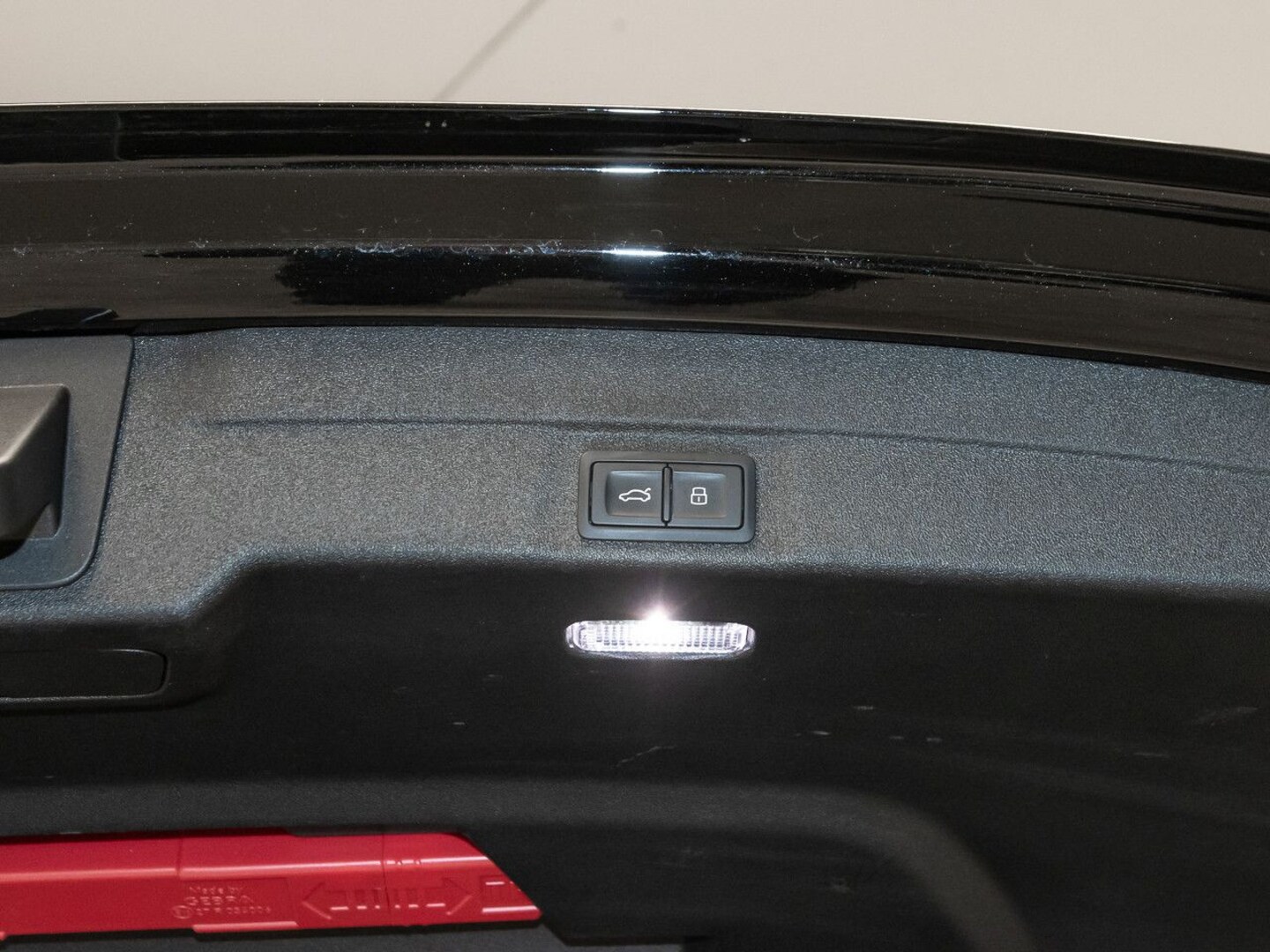 Bild über Audi A5 Avant TFSI quattro 150 kW S tronic - für weitere Informationen kontaktieren Sie den Audi Partner