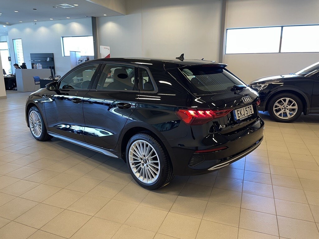 Bild som visar&nbsp;Audi A3 Sportback&nbsp;A3 Sportback 35 TFSI Proline advanced 150 hk S tronic - för mer information kontakta din Audi Partner