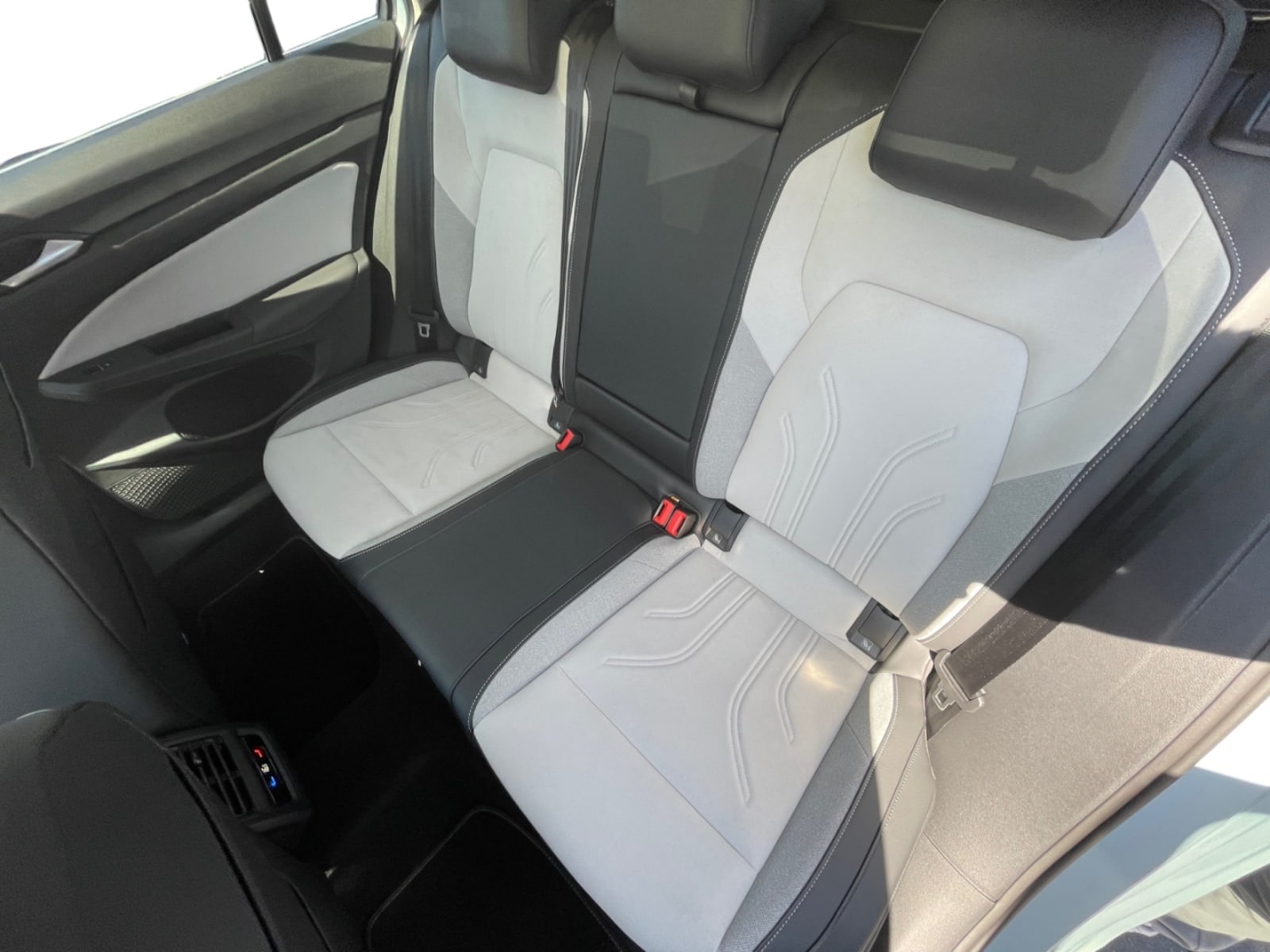Volkswagen Golf Variant – Bild 15