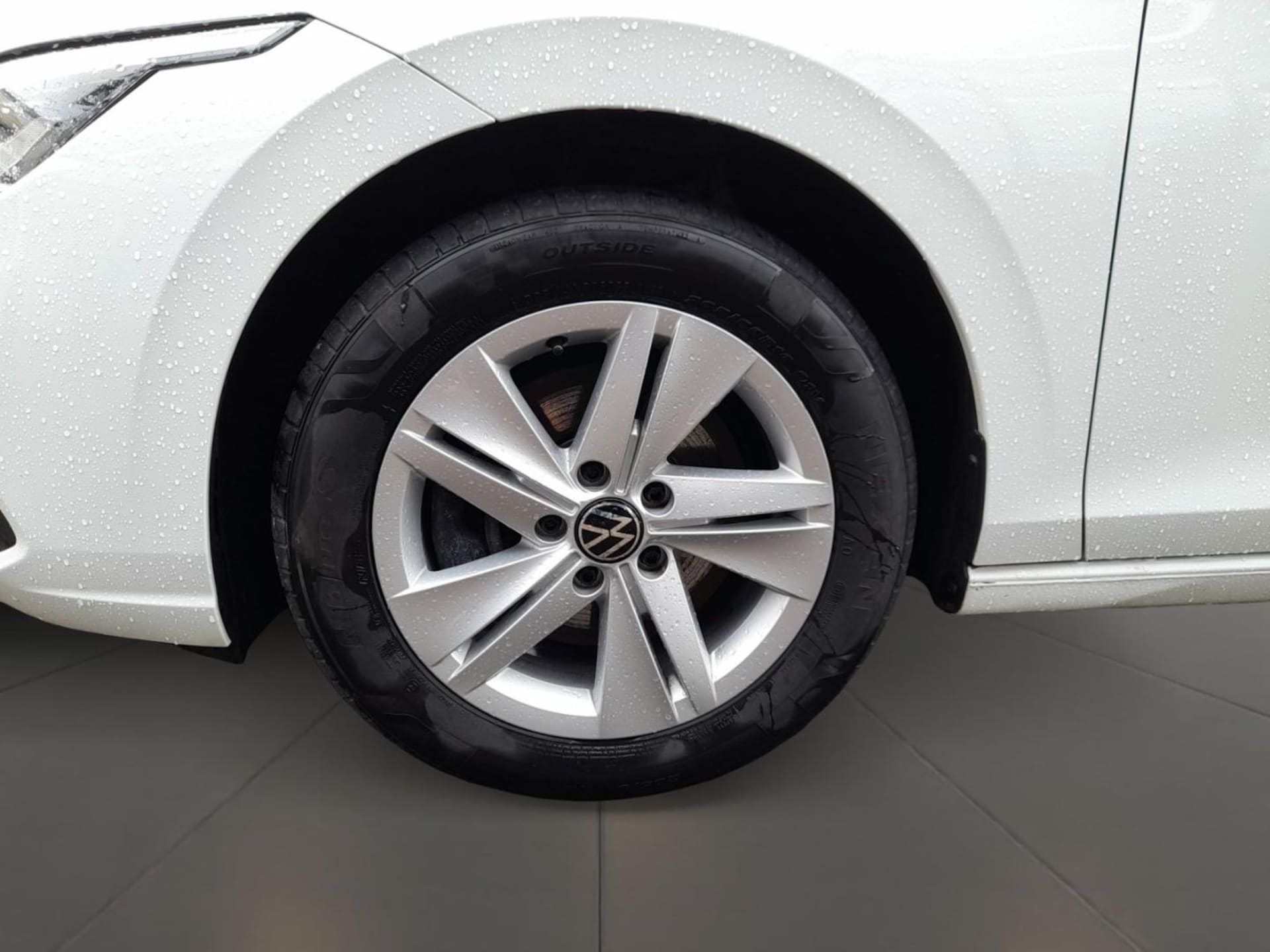 Volkswagen Golf Variant Life
