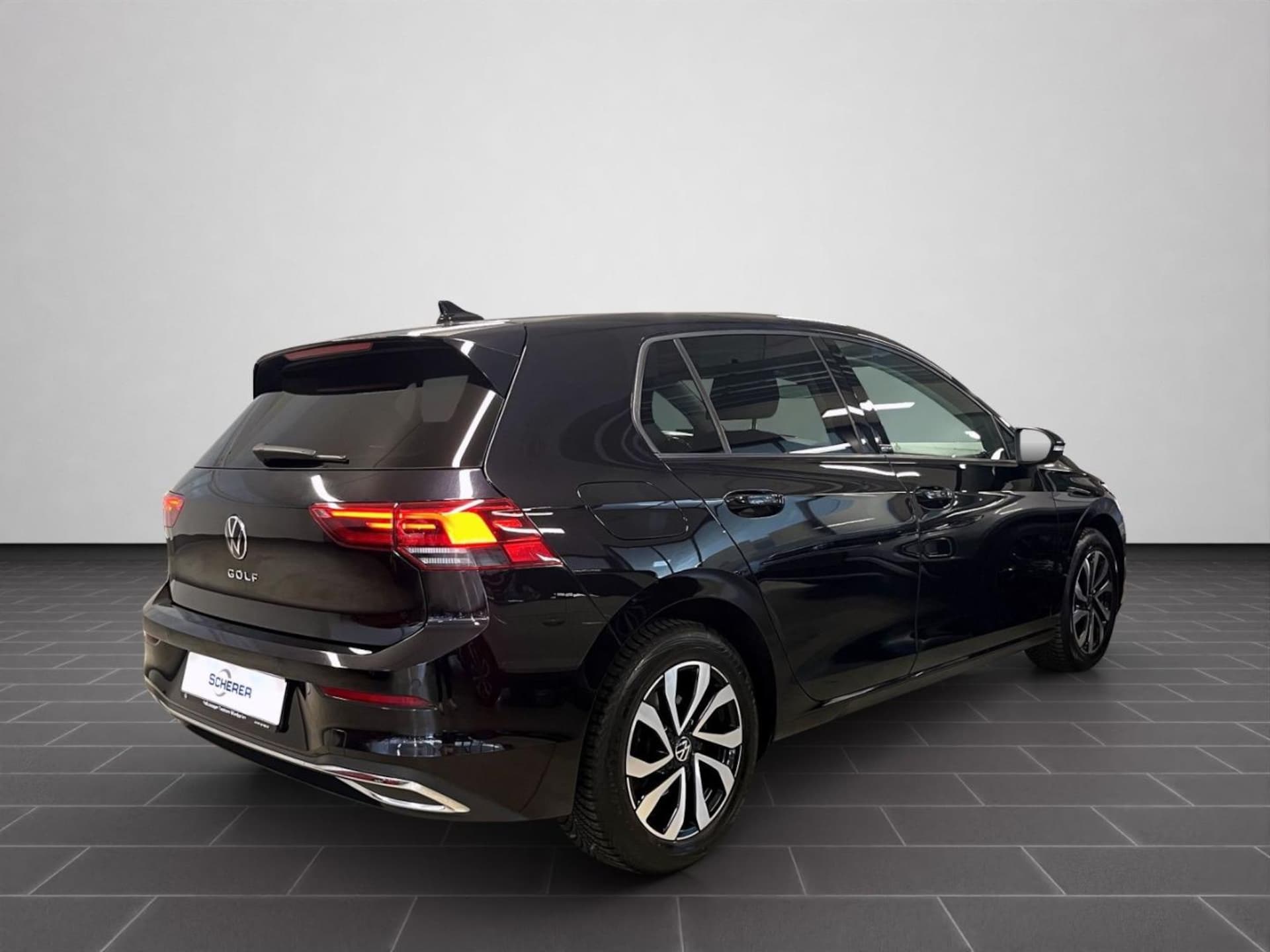 Volkswagen Golf Life