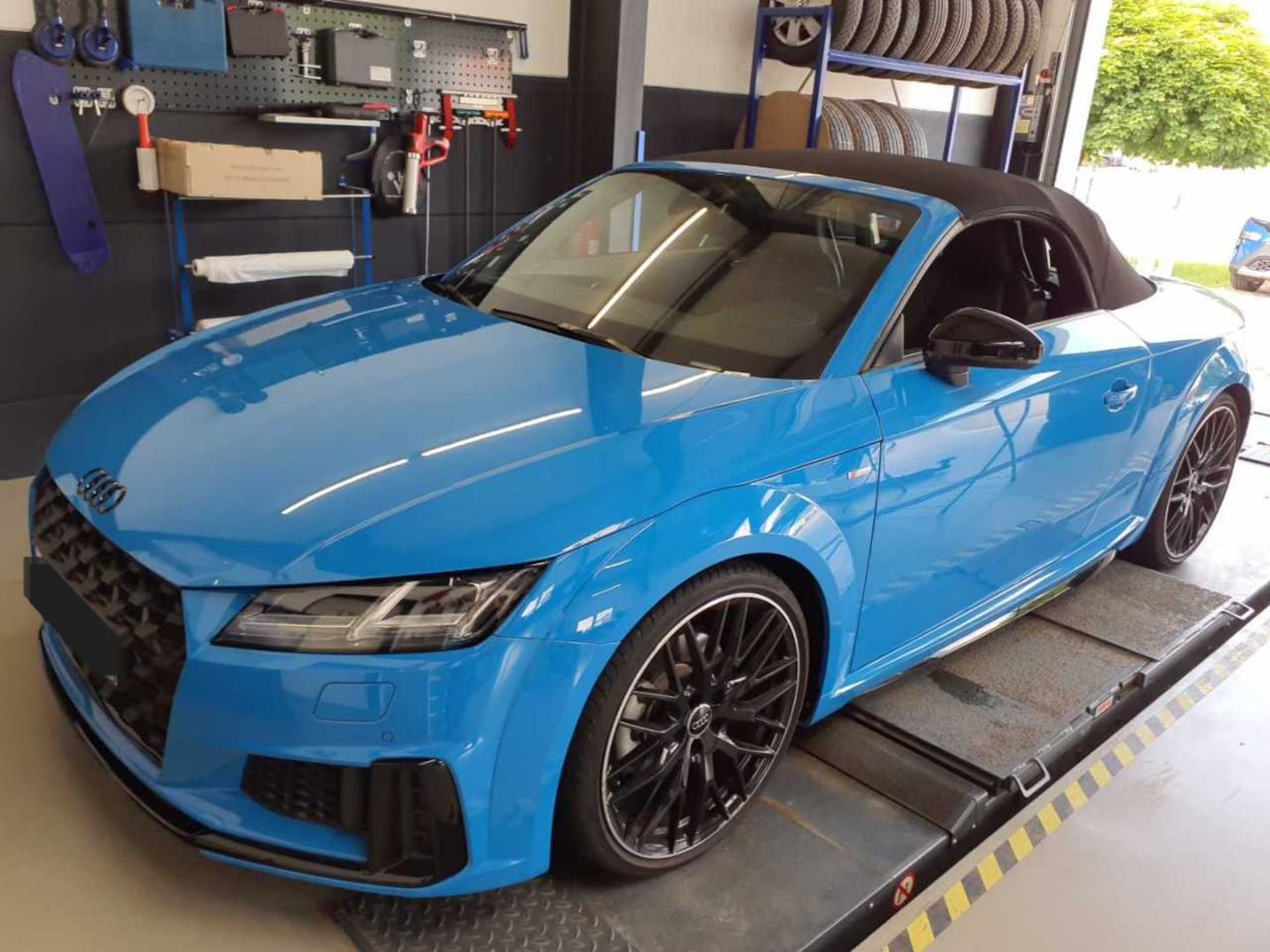 Audi TT Roadster