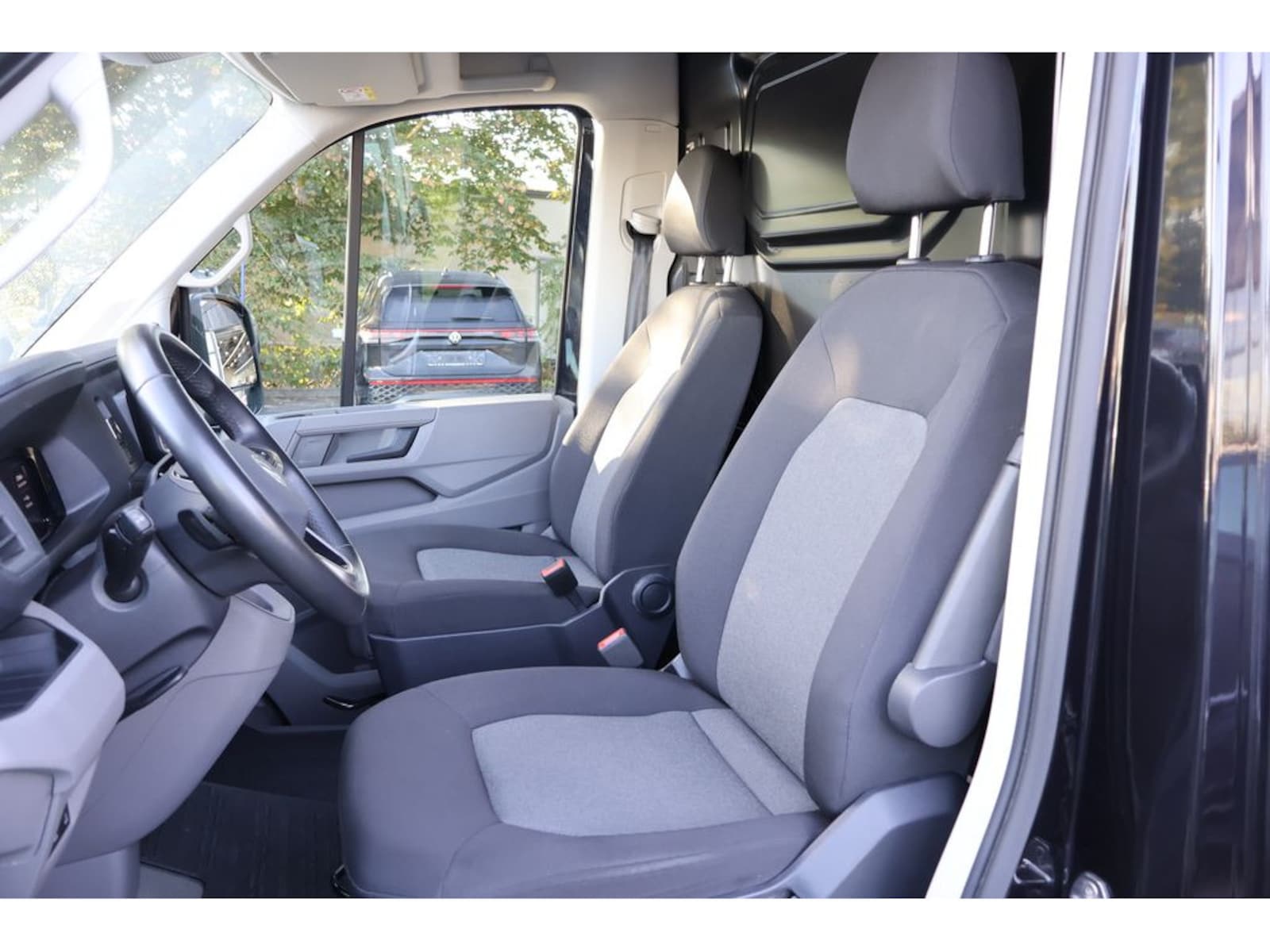 Volkswagen Crafter Kasten mittlerer Radstand – Bild 19