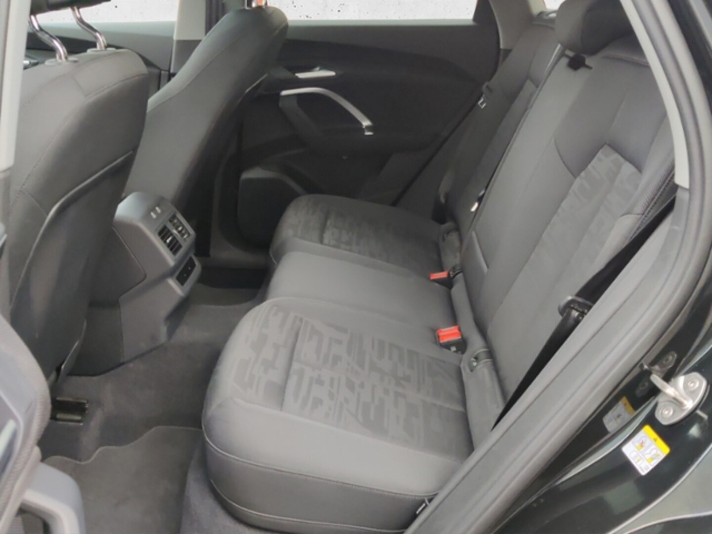 Bild über Audi Q5 SUV TDI quattro 150 kW S tronic - für weitere Informationen kontaktieren Sie den Audi Partner