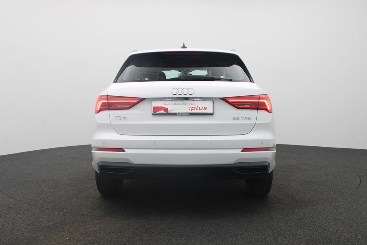 Bild über Audi Q3 advanced 35 TFSI S tronic - für weitere Informationen kontaktieren Sie den Audi Partner