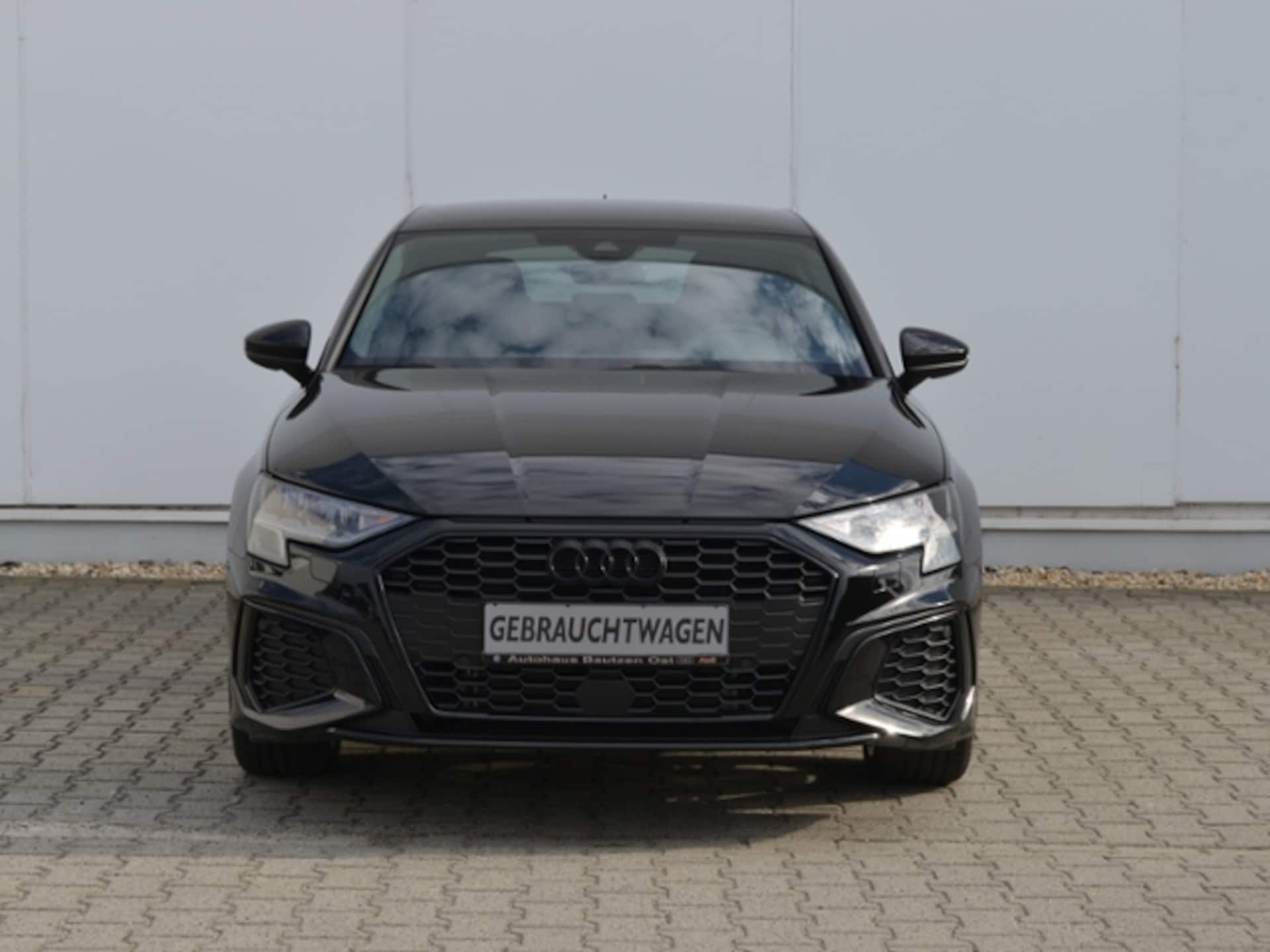 Audi A3 Sportback S line