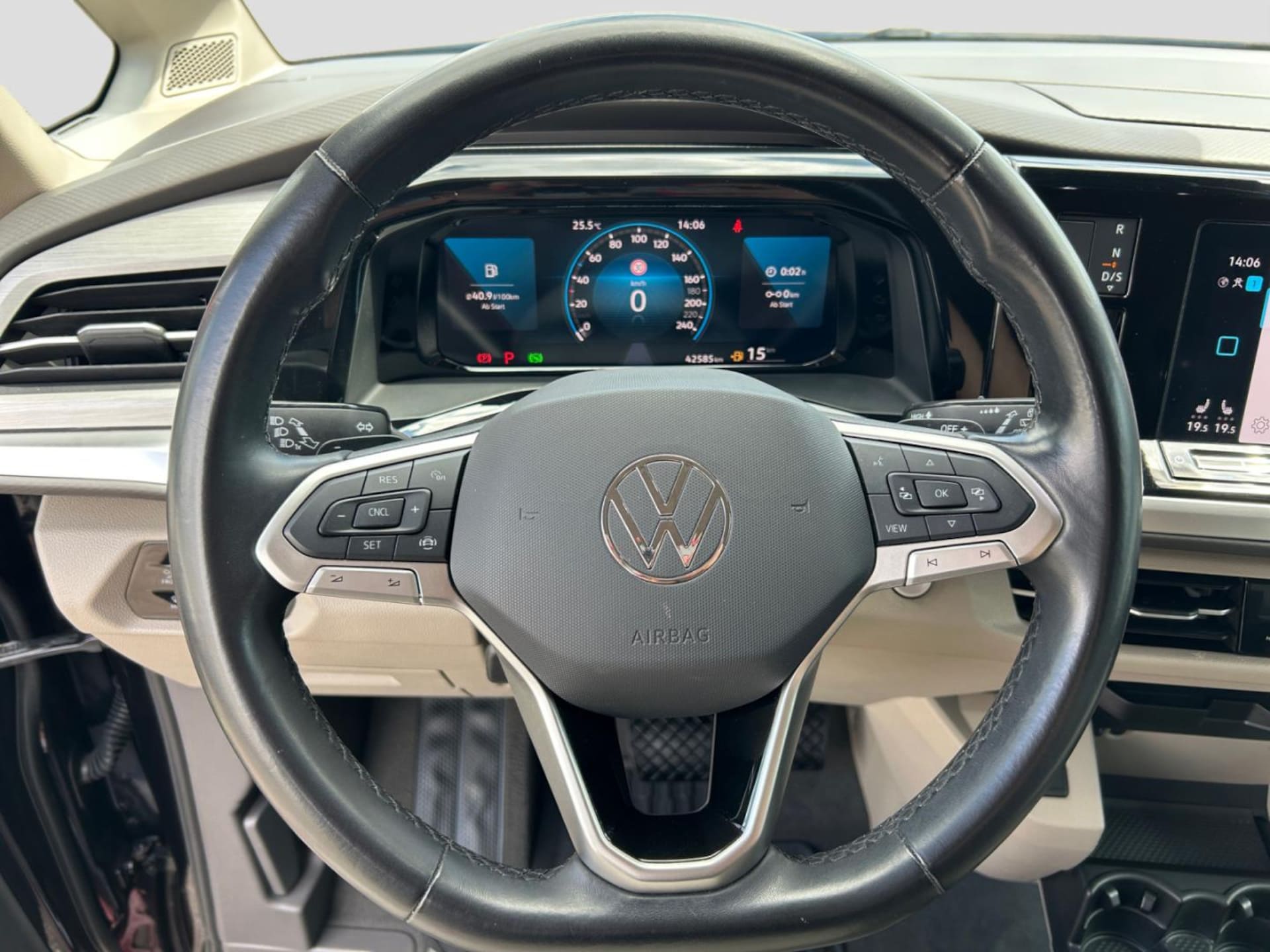 Volkswagen Multivan Life