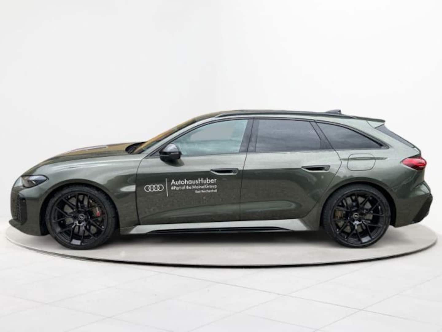 Bild über Audi RS 5 Avant TFSI quattro 470 kW tiptronic - für weitere Informationen kontaktieren Sie den Audi Partner