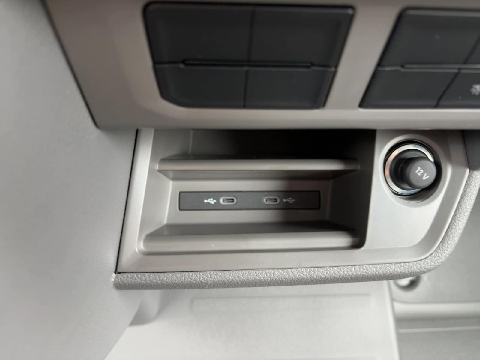 Volkswagen Crafter Kasten mittlerer Radstand – Bild 18