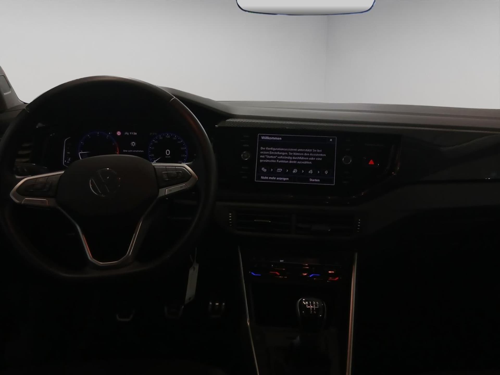 Volkswagen Polo Active