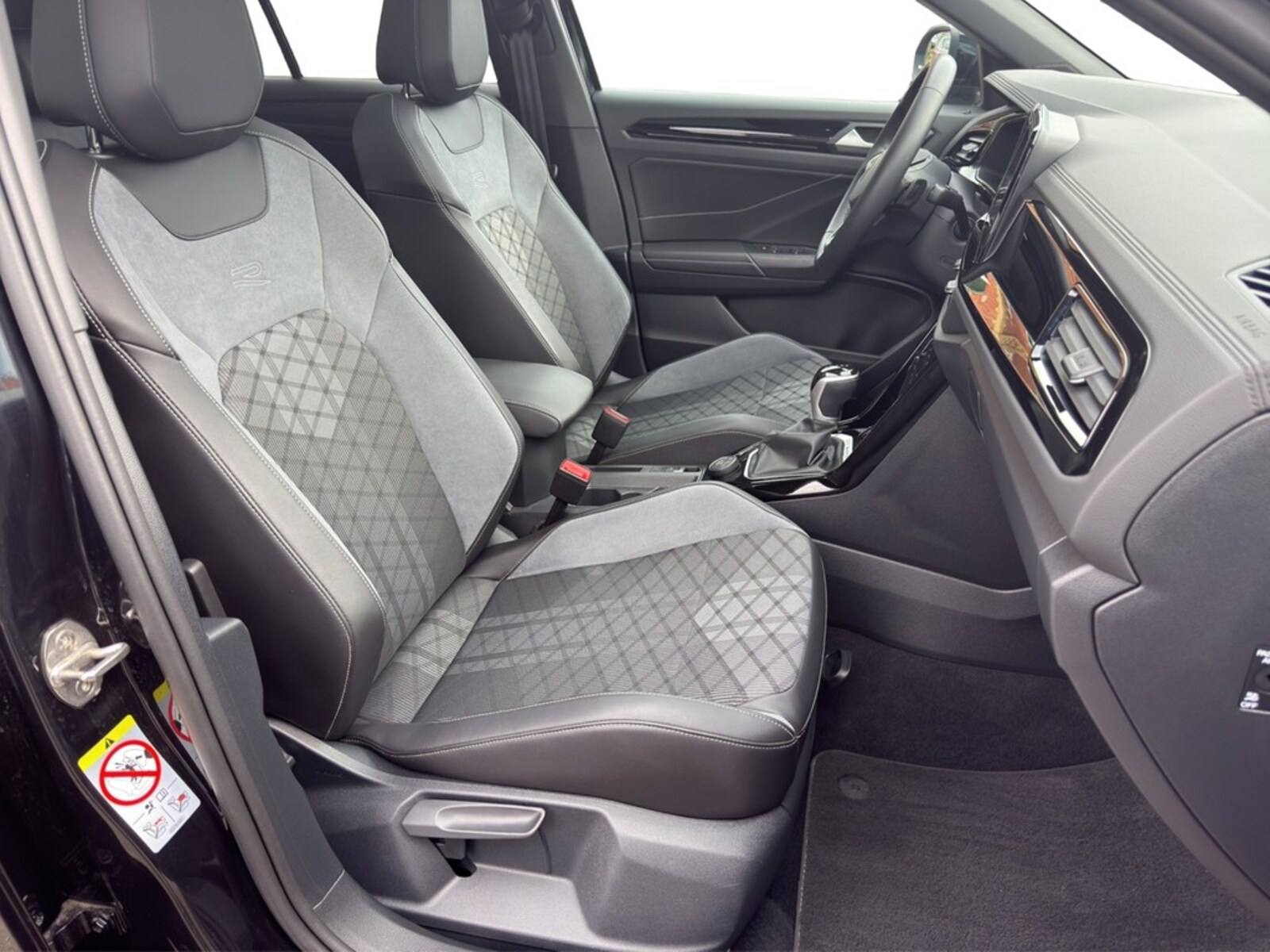 Volkswagen T-Roc – Bild 8
