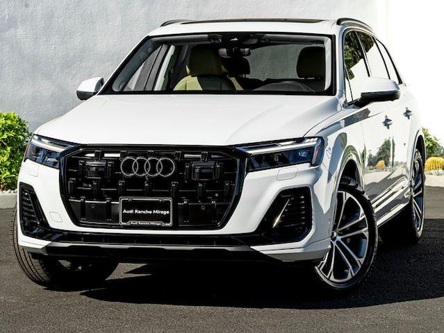 Photo of 2025 Audi Q7
