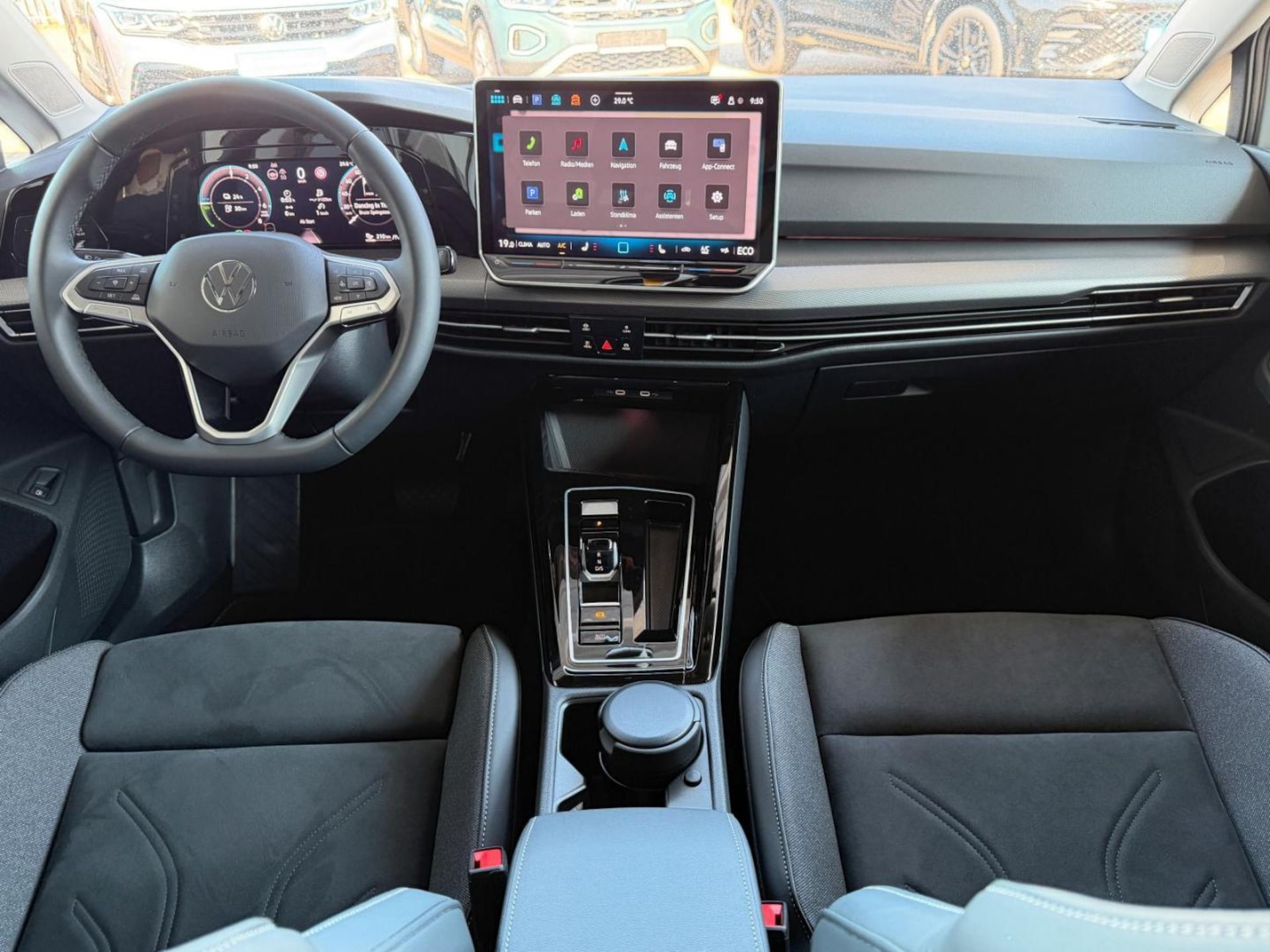 Volkswagen Golf Style
