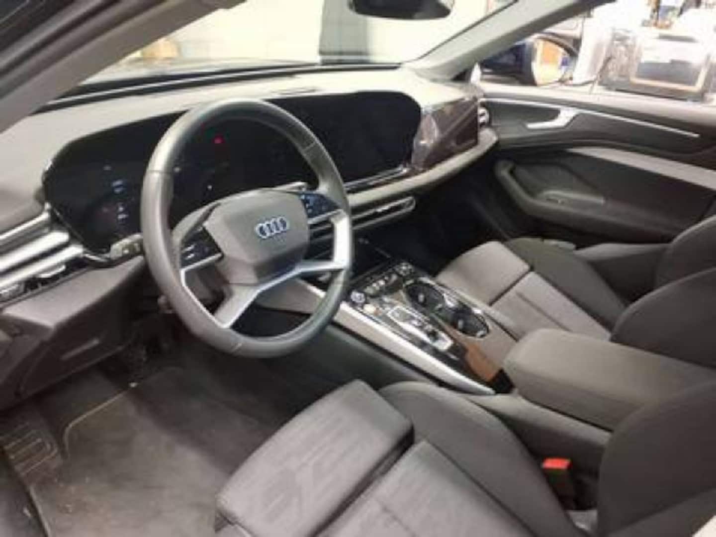 Bild über Audi A6 Avant TFSI 150 kW S tronic - für weitere Informationen kontaktieren Sie den Audi Partner