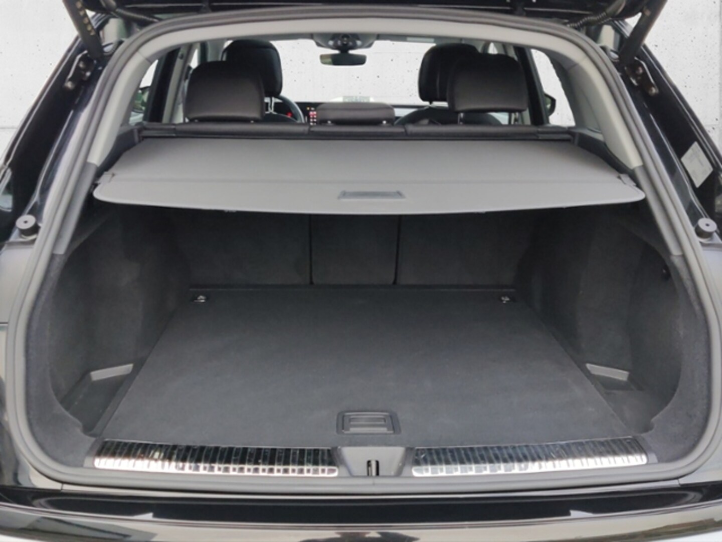 Bild über Audi Q5 SUV TDI quattro 150 kW S tronic - für weitere Informationen kontaktieren Sie den Audi Partner
