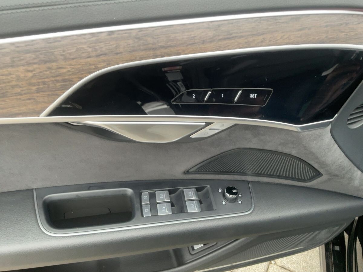 Image about Audi A8 L 55 TFSI quattro tiptronic