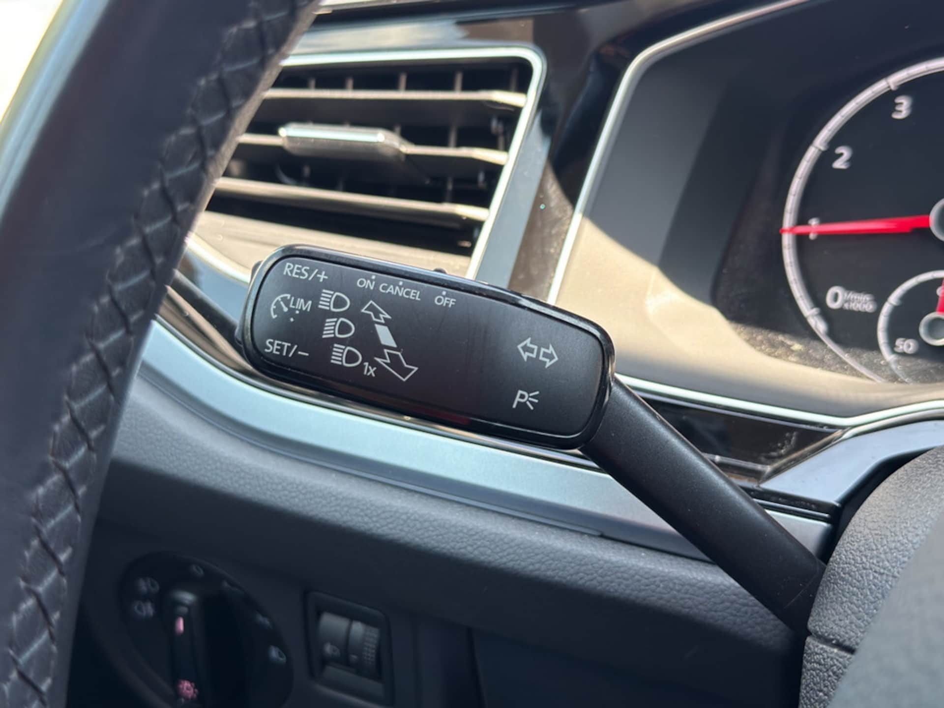 Volkswagen Polo Active
