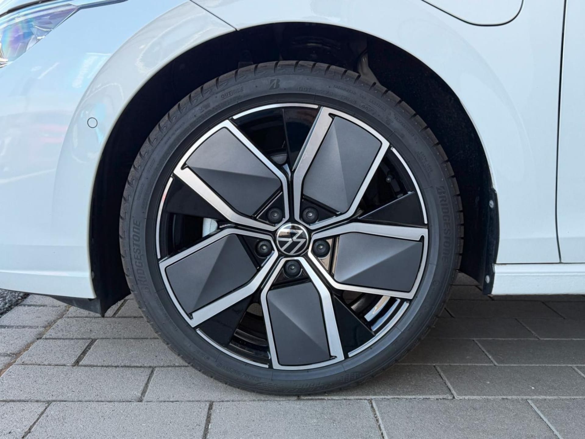 Volkswagen Golf Style