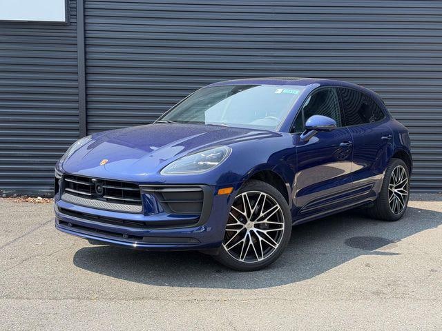 Photo of 2024 Porsche Macan 